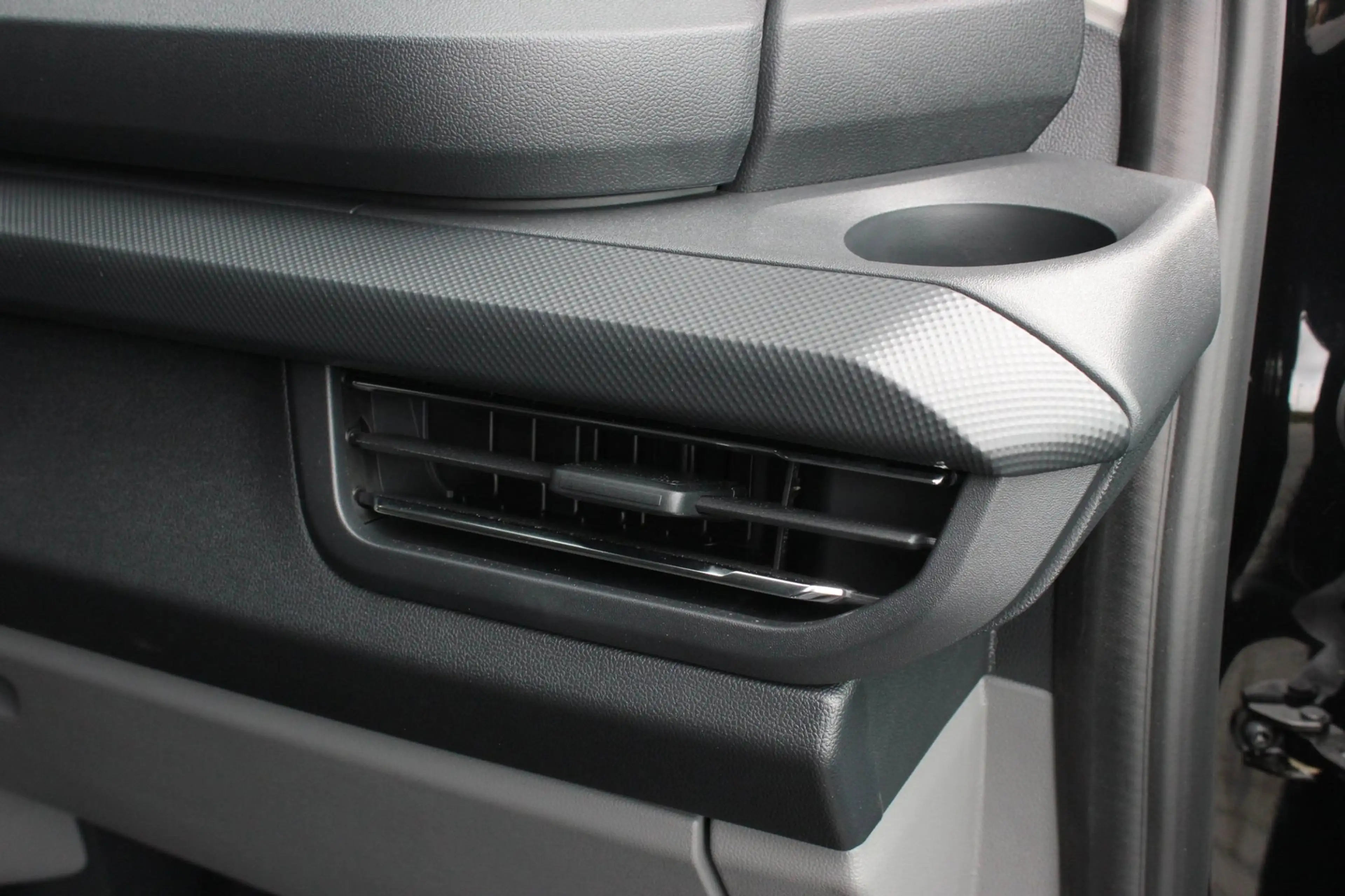 Ford E-Transit Cust. 320 L2H1 Limited 71 kWh DC DUBBEL CABINE / J — photo 36