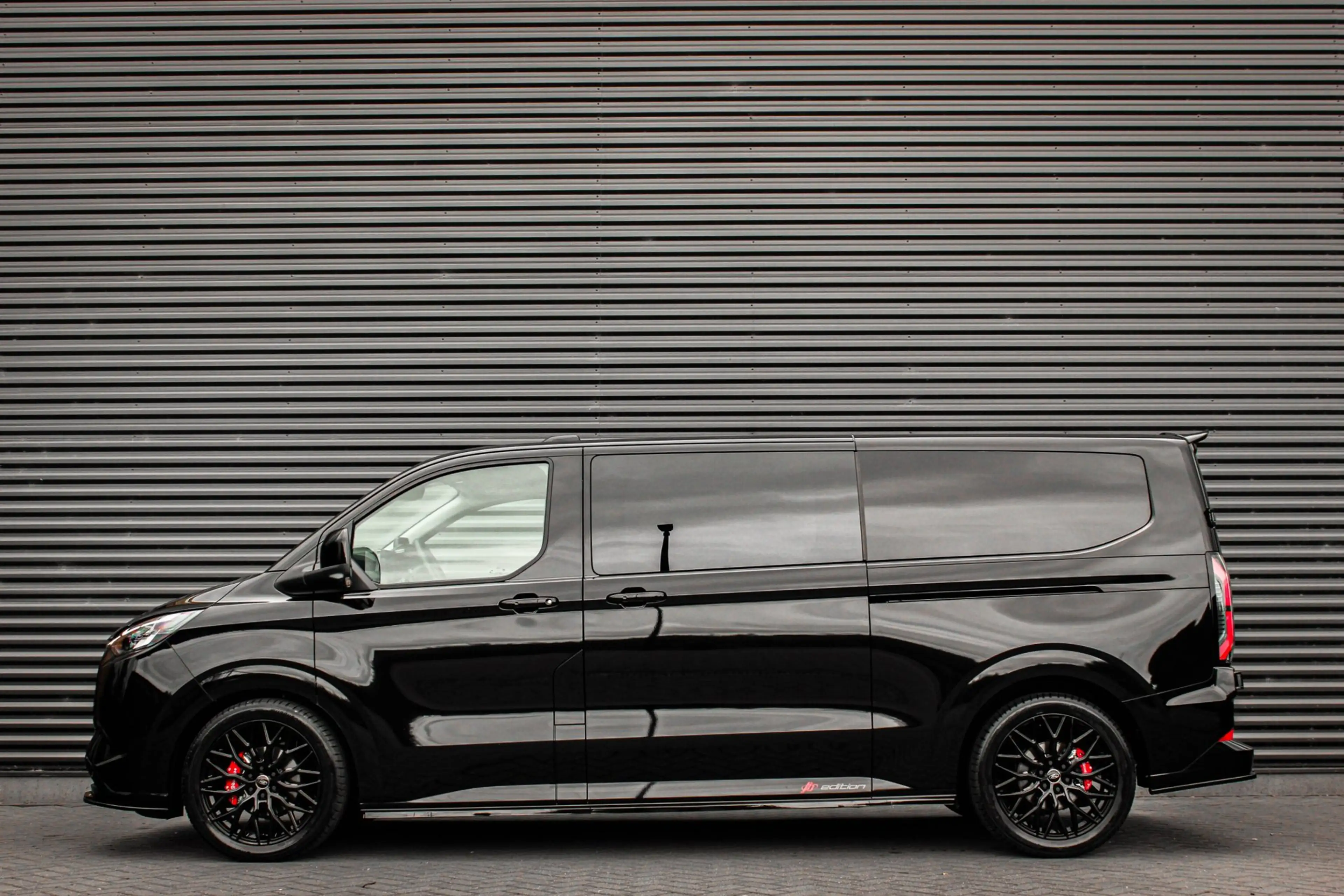 Ford E-Transit Cust. 320 L2H1 Limited 71 kWh DC DUBBEL CABINE / J — photo 5