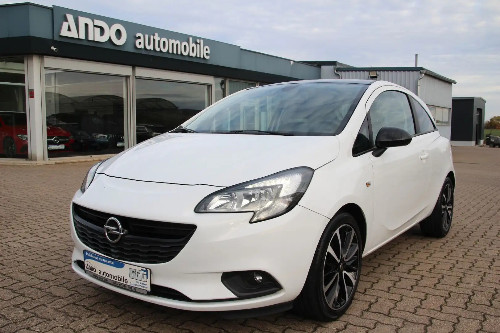 Opel Corsa E 1.4 Color Edition Klima/CityLenkung/PDC Weiß - 1