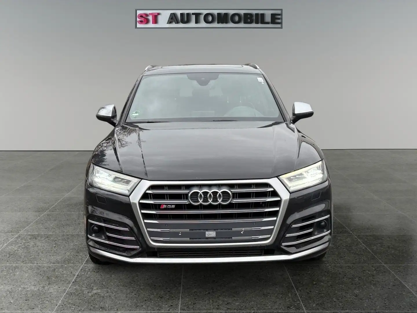Audi SQ5 3.0 TFSI Quattro-Kamera-Leder-Pano Schwarz - 2