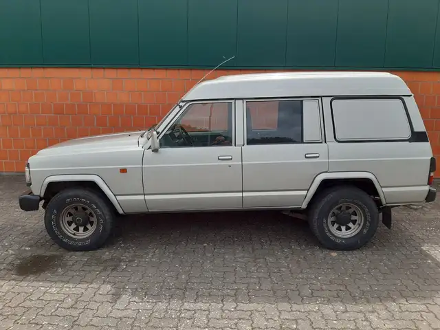 Nissan Patrol 2,8 Diesel- lang erst 109000 KM.
