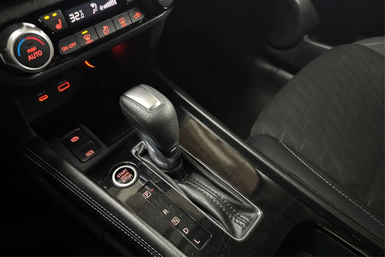 Nissan Kicks снимка Nissan Kicks