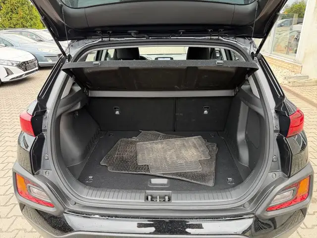 Hyundai Kona view 12