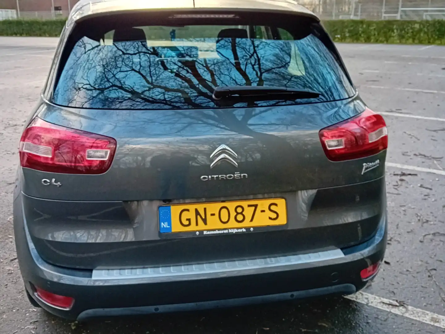 Citroen C4 Picasso 1.2 PureT Intensive Grey - 2