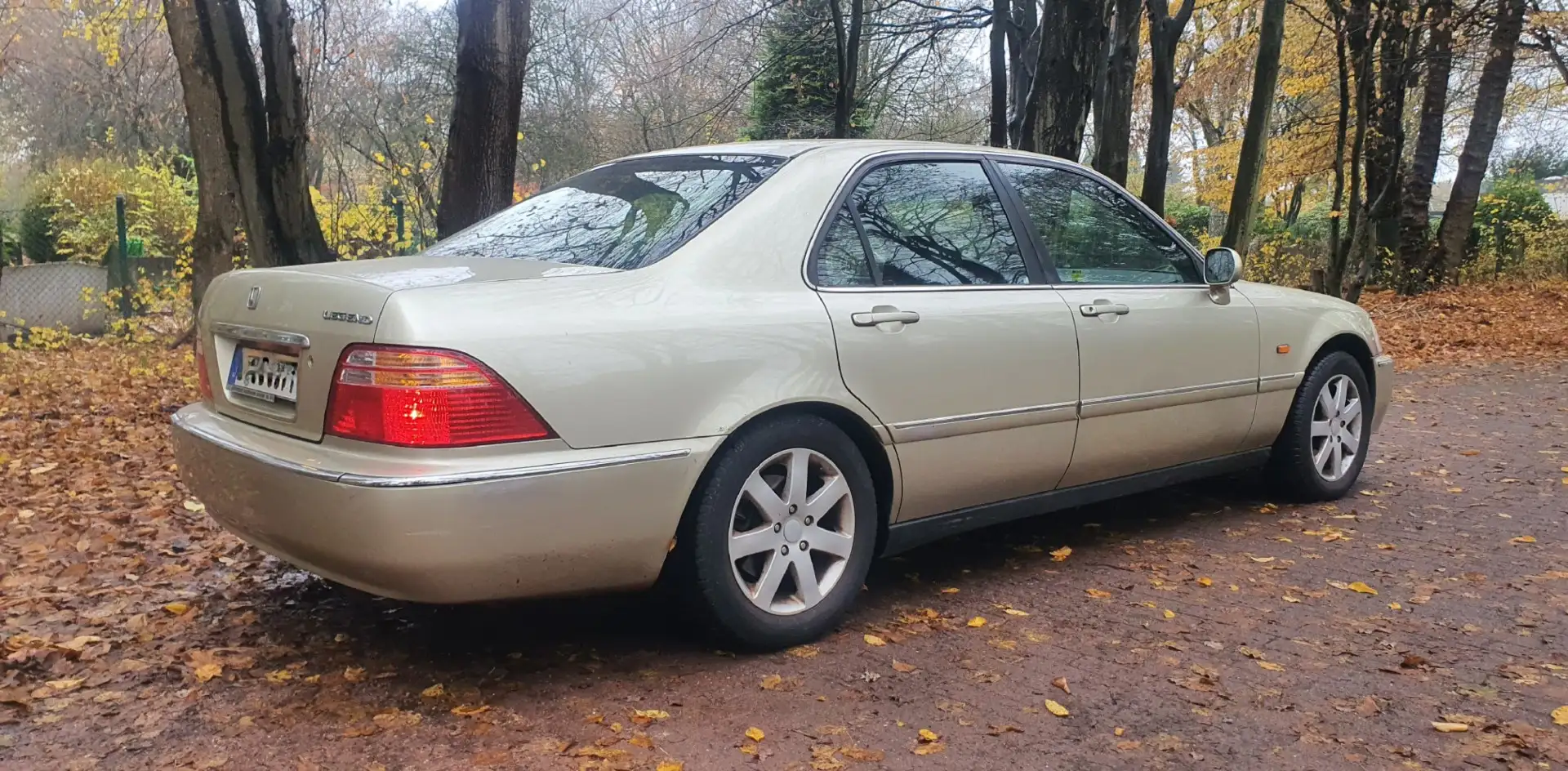 Honda Legend 3.5i V6 TÜV 2027 - 2