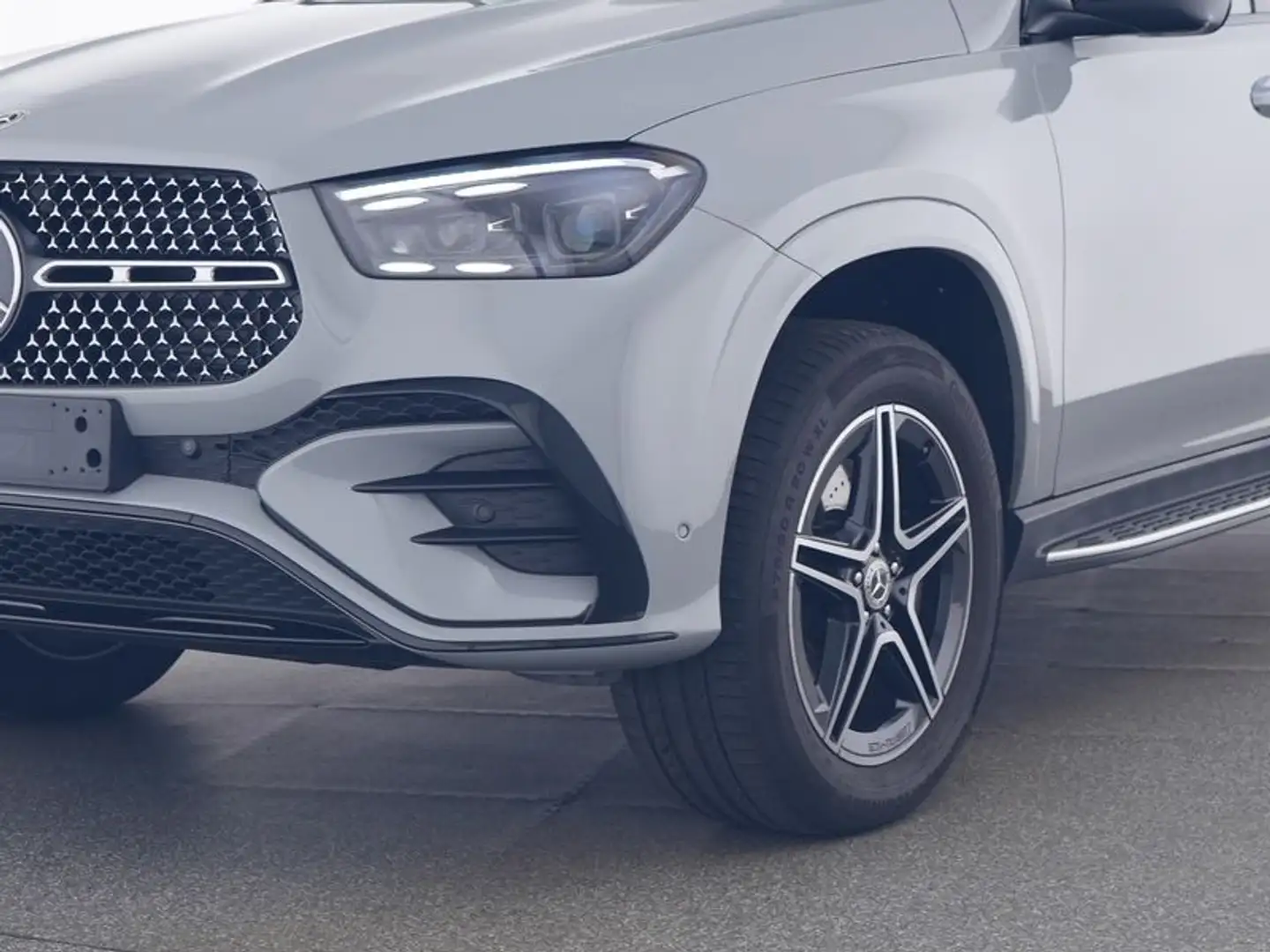 Mercedes-Benz GLE 300 d 4MATIC AMG Line Head-up Kamera 360° Gri - 2