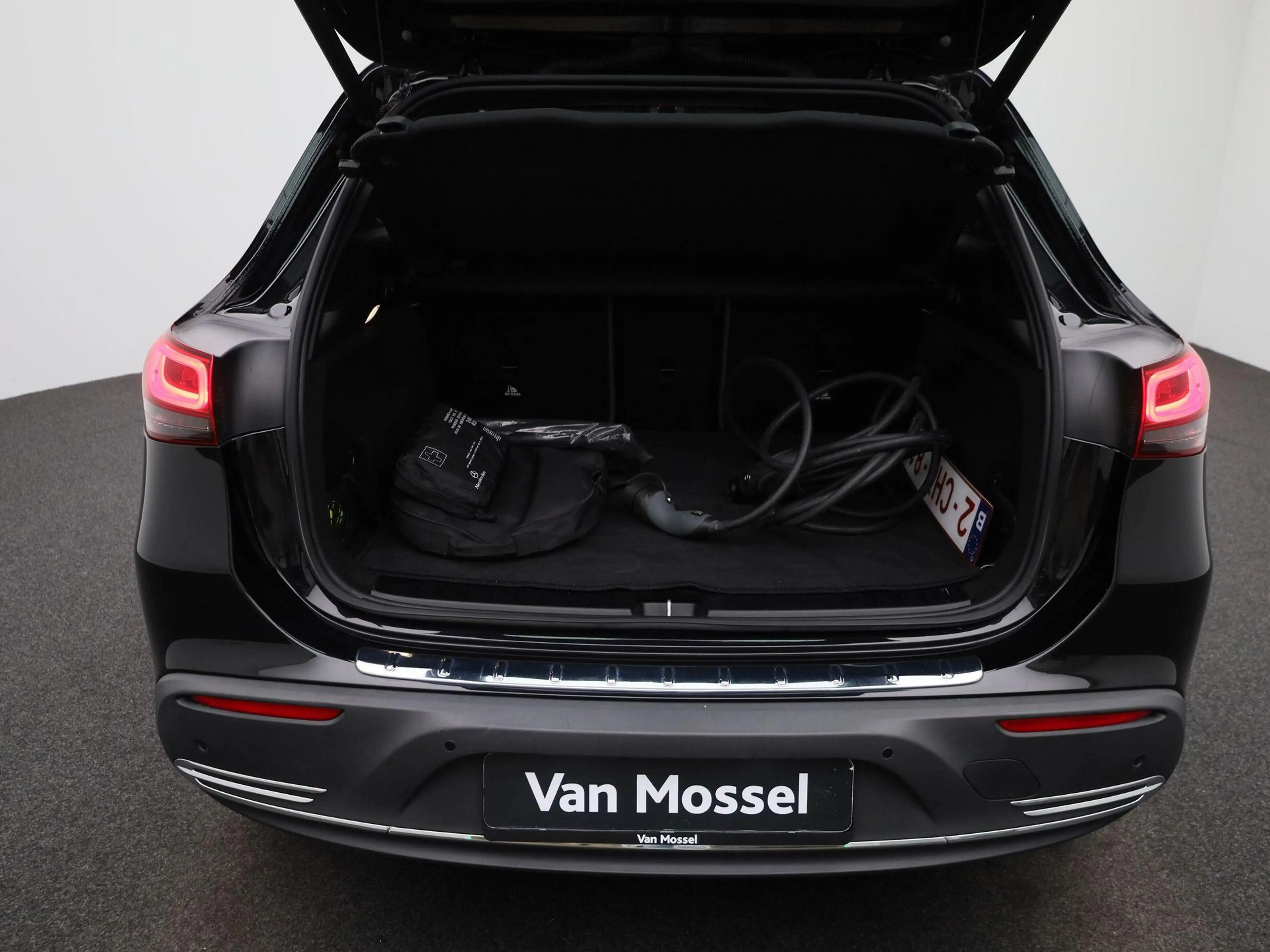Mercedes-Benz EQA 250 250+ Luxury Line | NAVIGATIE | STOELVERWARMING | C — photo 13