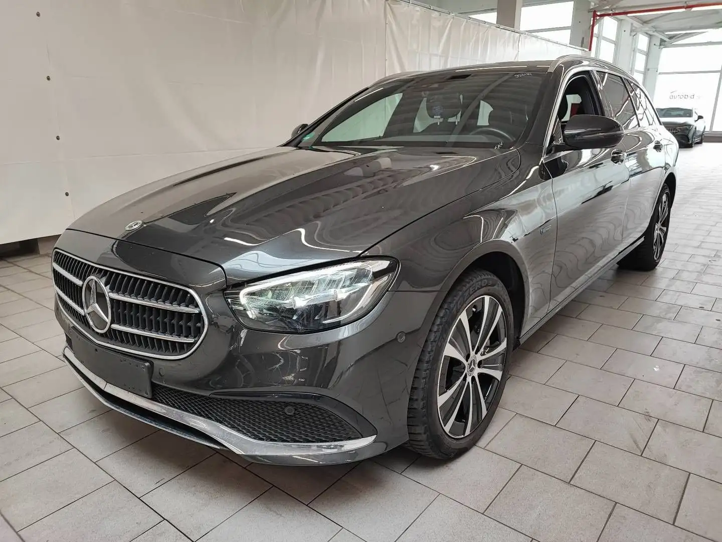 Mercedes-Benz E 300 de 4Matic Navi*LED*Leder*Avantgarde*Kamera Gris - 1