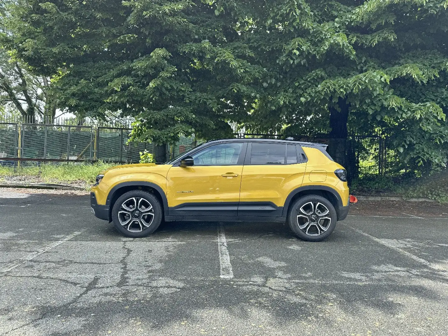 Jeep Avenger 1.2 Turbo Summit Giallo - 2