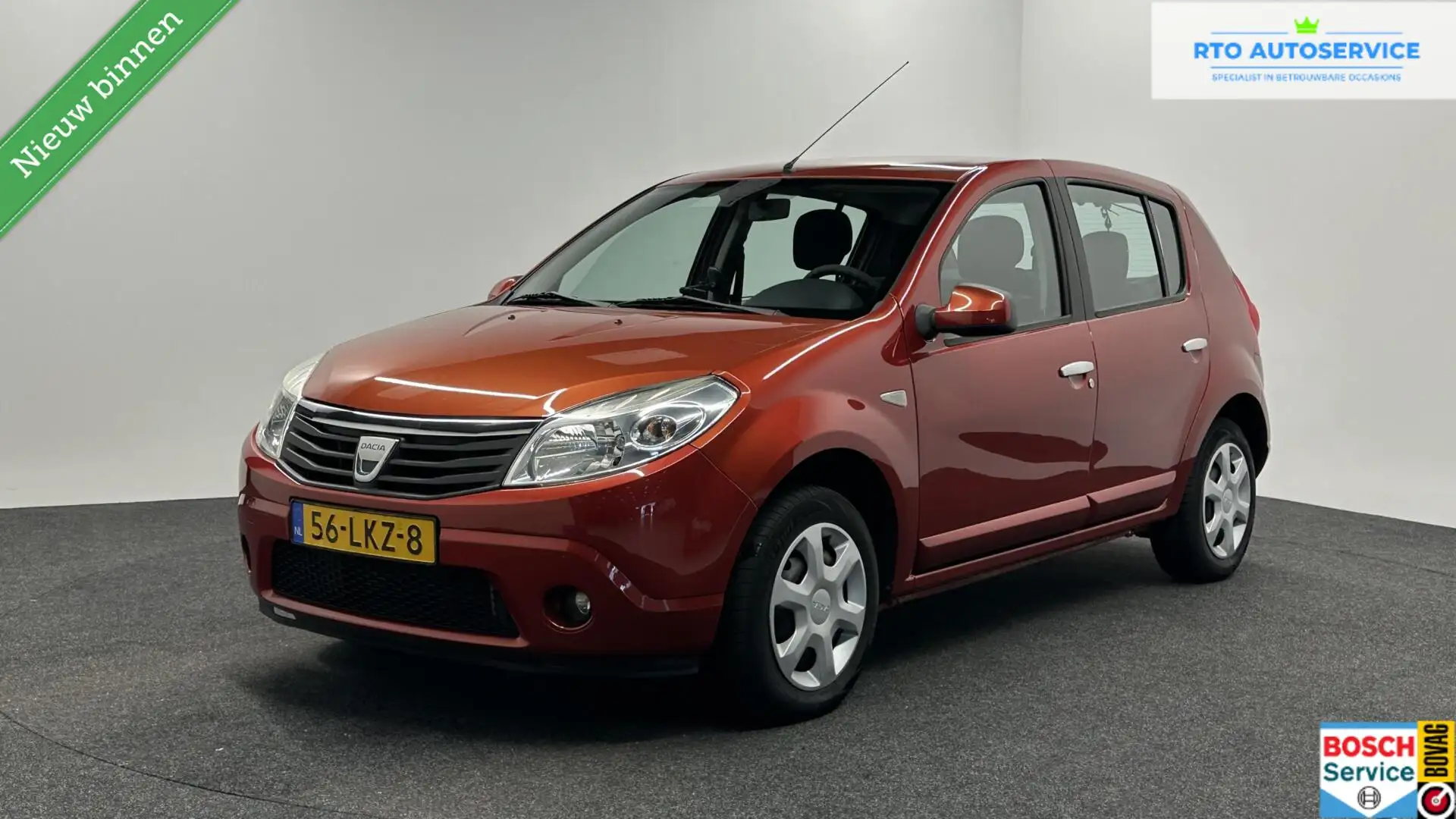 Dacia Sandero 1.2 Blackline AIRCO TREKHAAK Rood - 1