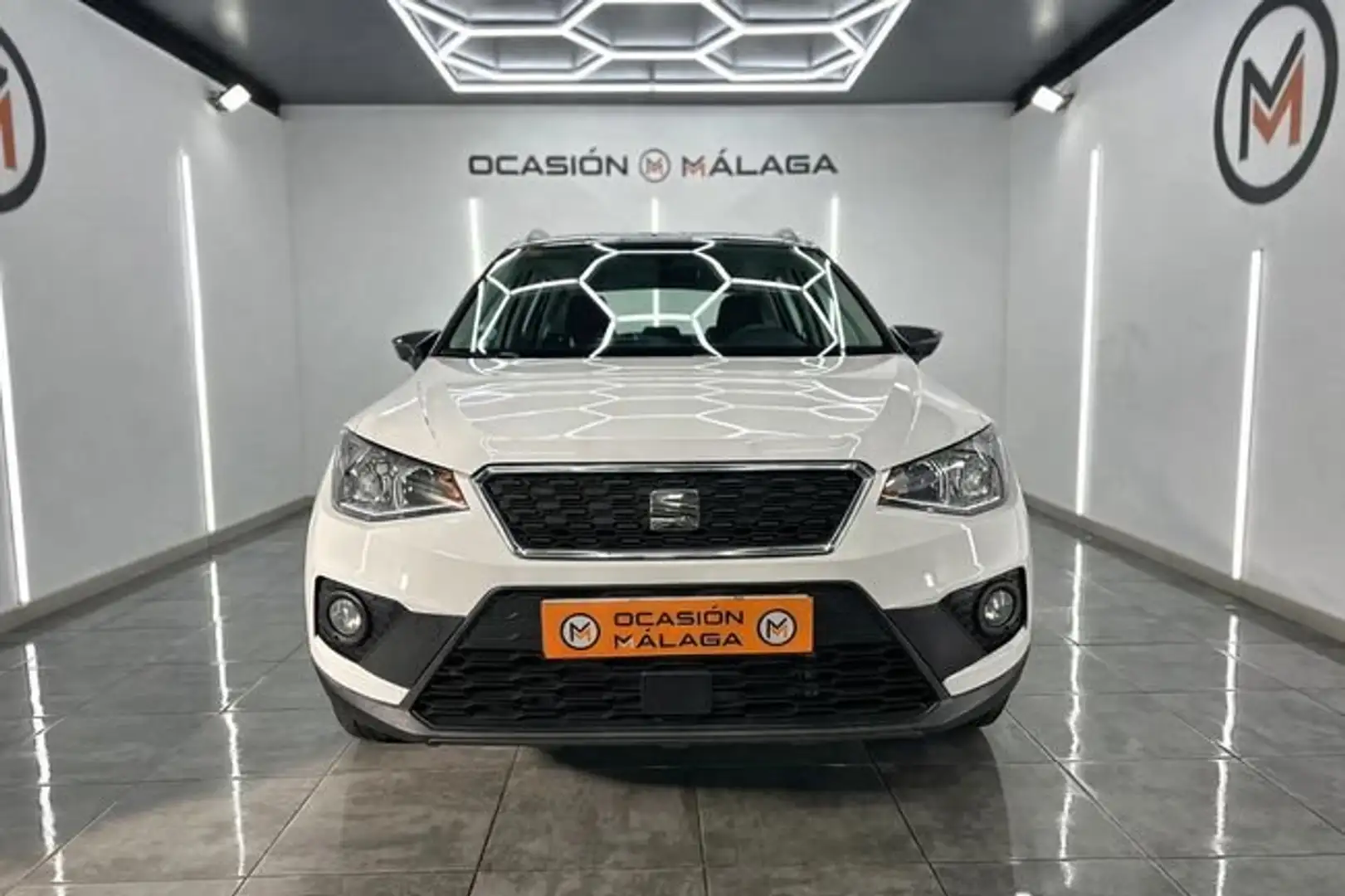 SEAT Arona 1.0 TSI 85 kW (115 CV) Start/Stop Style Edition Weiß - 2