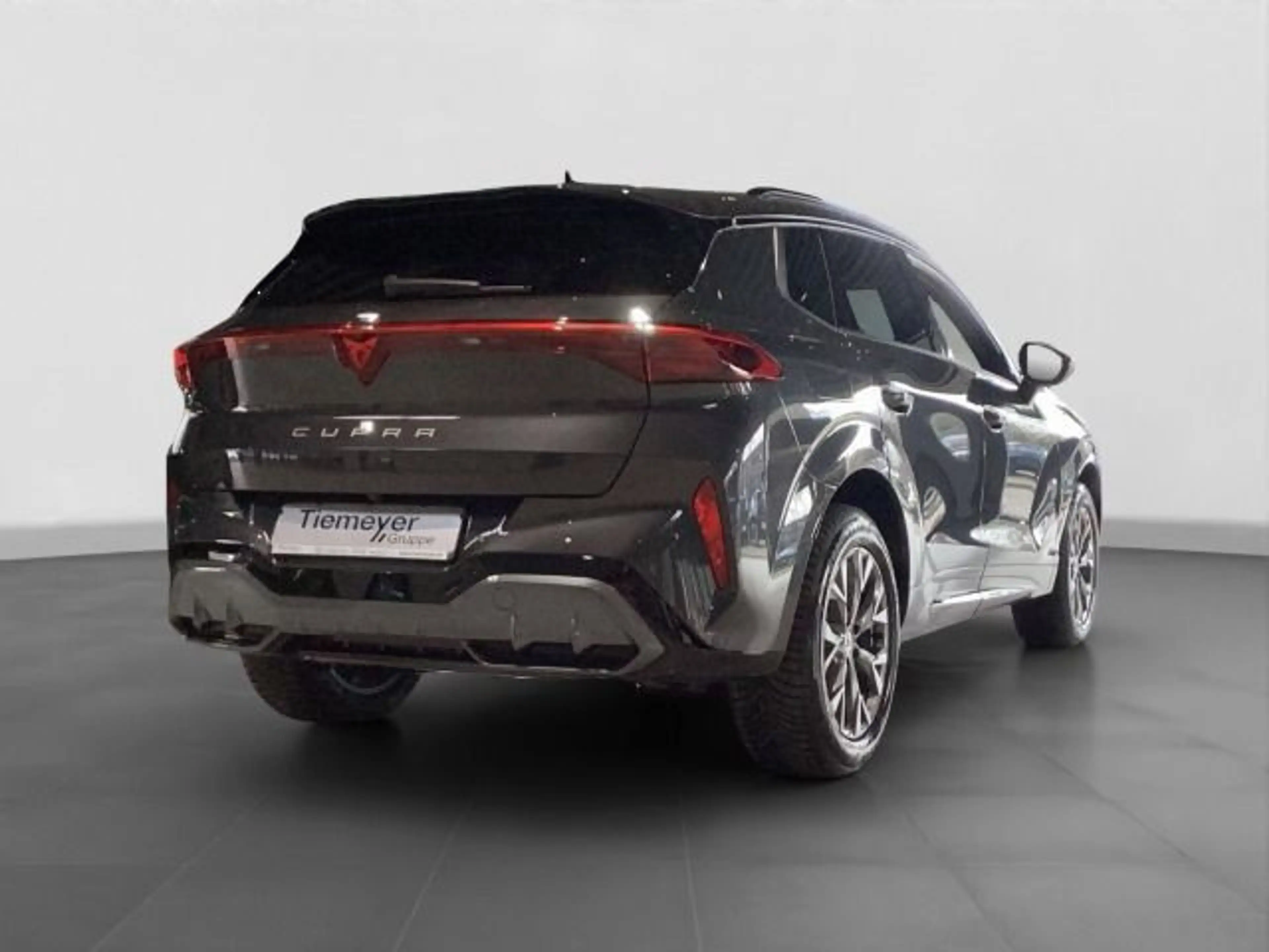 CUPRA Terramar 1.5 e-HYBRID DSG REAR VIEW STHZ GJR CLI — photo 3