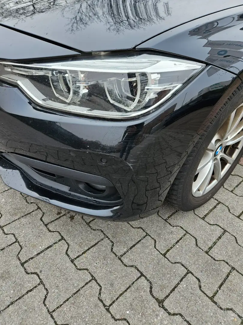 BMW 320 320 d xDrive Advantage Schwarz - 2