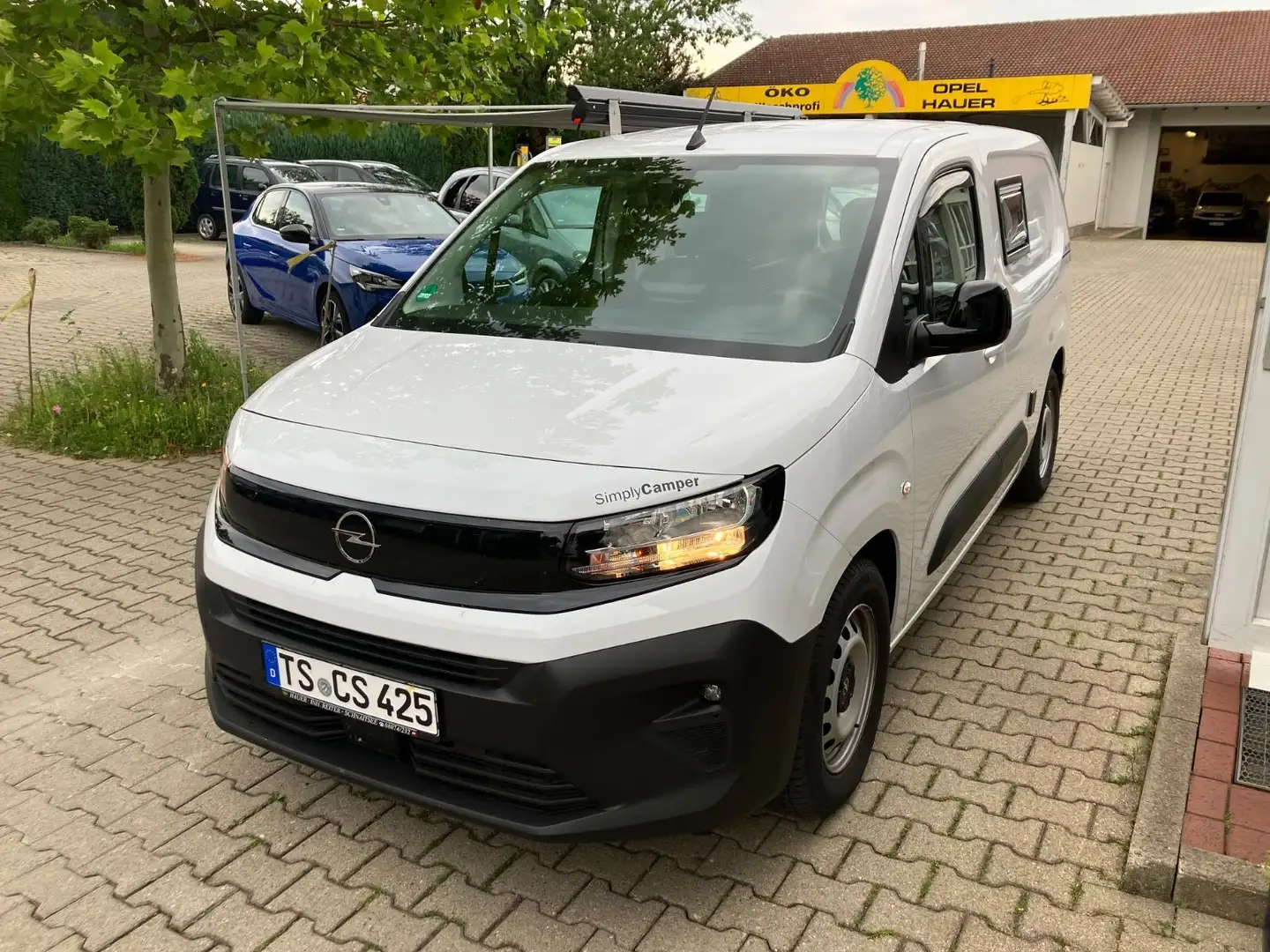 Opel Combo SimplyCamper Diesel 2025er Modelle Schalt+Autom. - 2