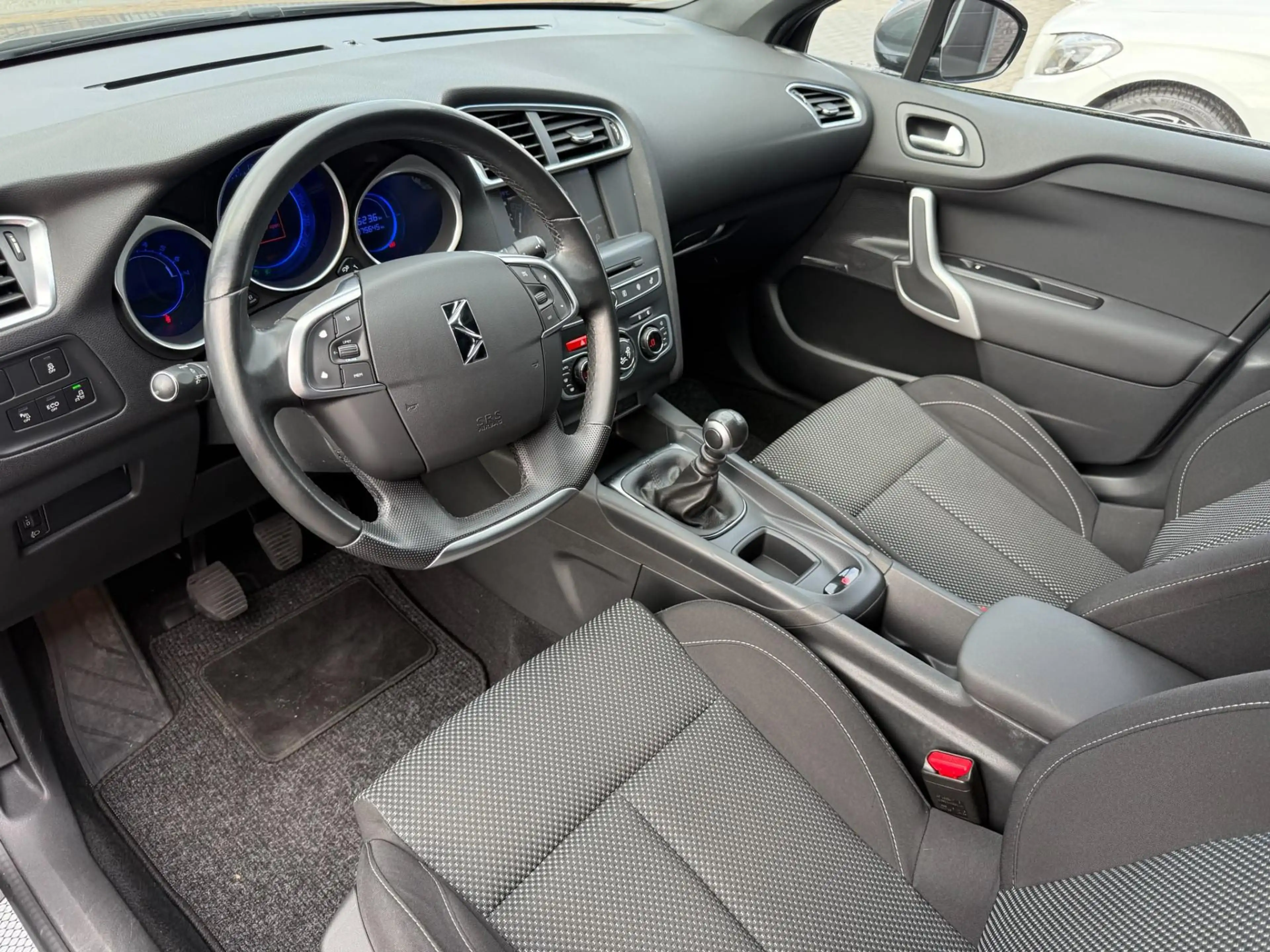 DS Automobiles DS 4 1.2 130PK Chic | 1E EIGENAAR | 3/6/12 MND GARANTIE — photo 15