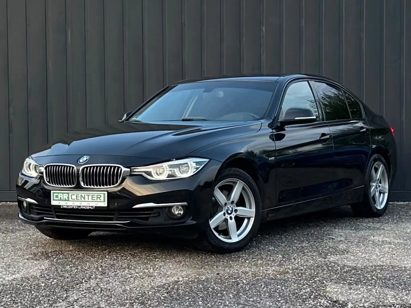 BMW 320 i AUTOMATIK TEMPOMAT,NAVI,FACELIFT,LEDER,LED Noir - 1
