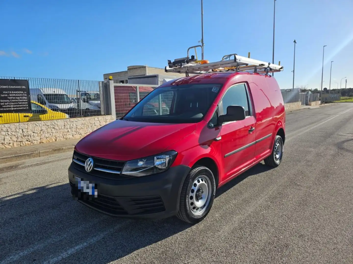 Volkswagen Caddy 2.0 TDI 122 e6 CV 4Motion Van ALLESTITO OFFICINA Rosso - 1