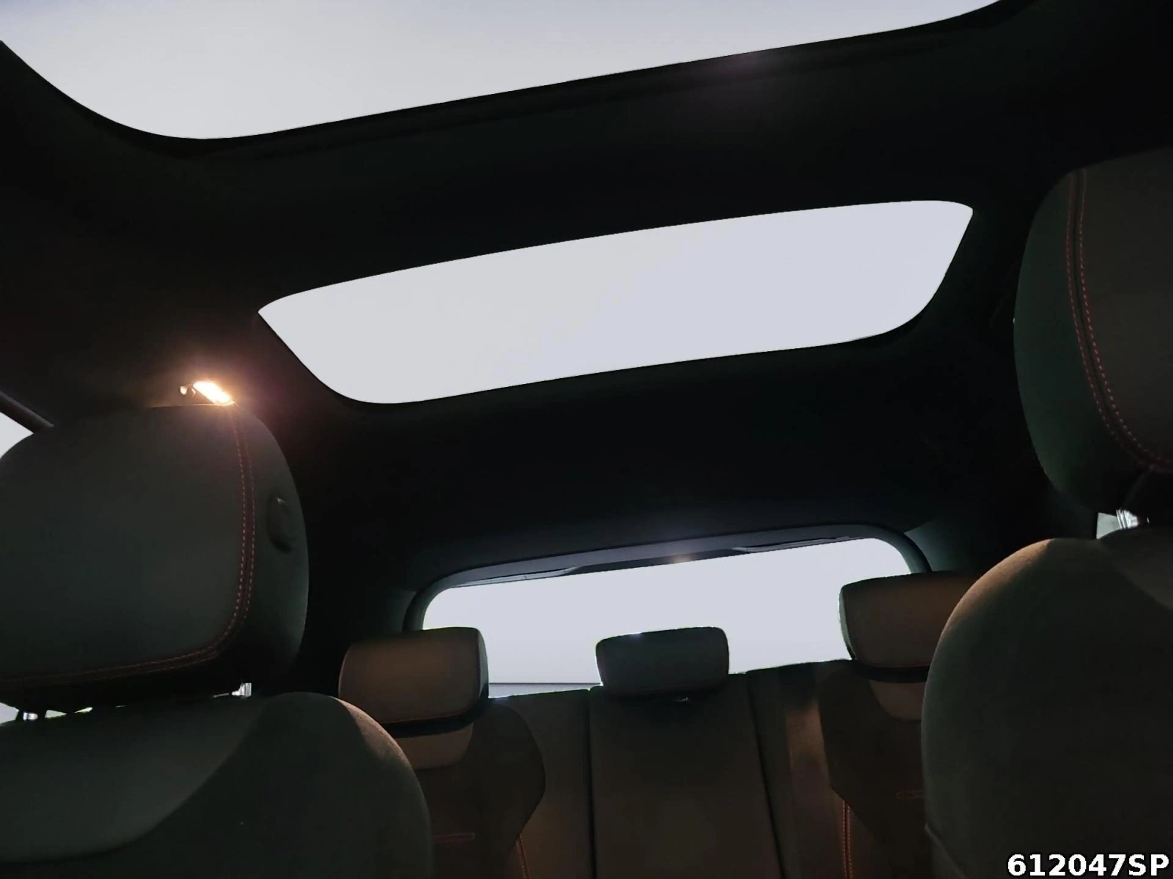 Mercedes-Benz GLA 250 e AMG  Pano Keyless 360° Lenkradhzg LED. — photo 13