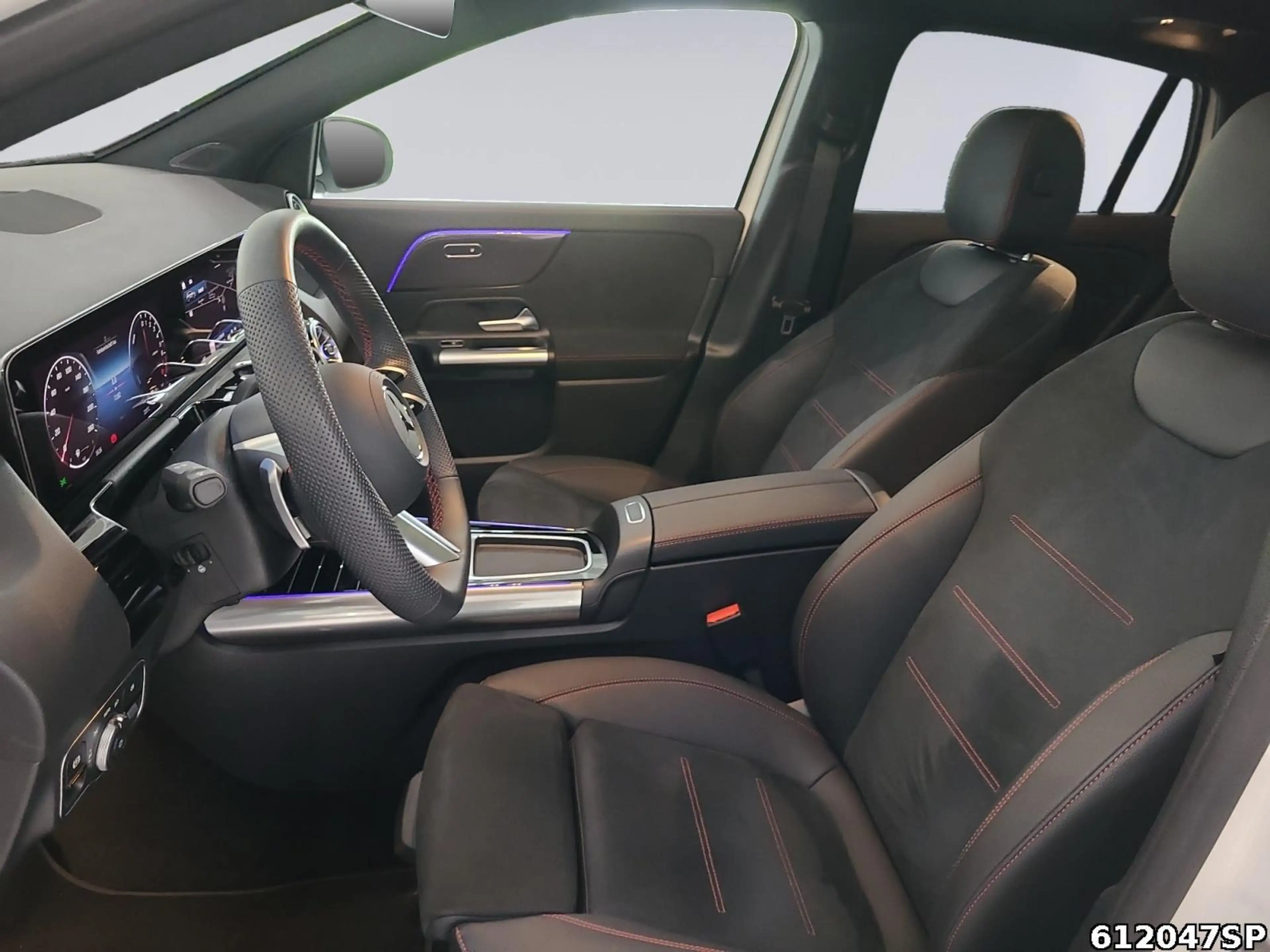 Mercedes-Benz GLA 250 e AMG  Pano Keyless 360° Lenkradhzg LED. — photo 11