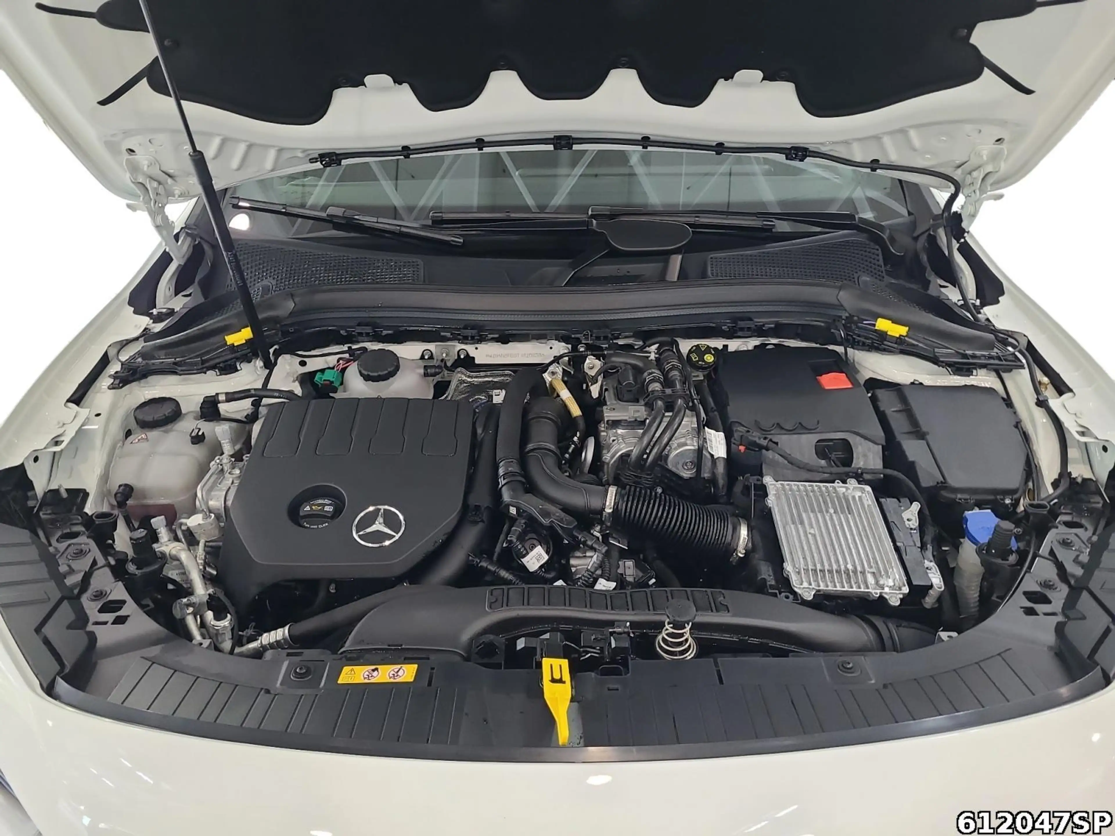Mercedes-Benz GLA 250 e AMG  Pano Keyless 360° Lenkradhzg LED. — photo 7