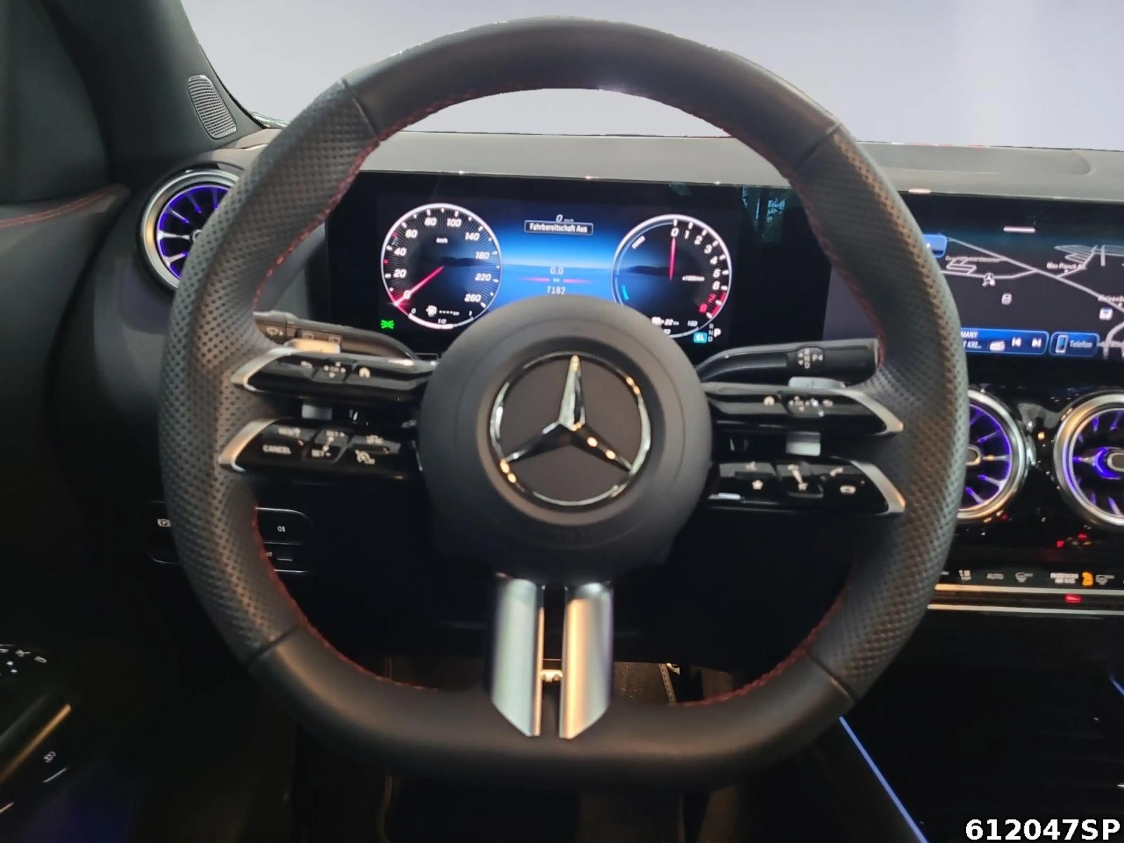Mercedes-Benz GLA 250 e AMG  Pano Keyless 360° Lenkradhzg LED. — photo 9