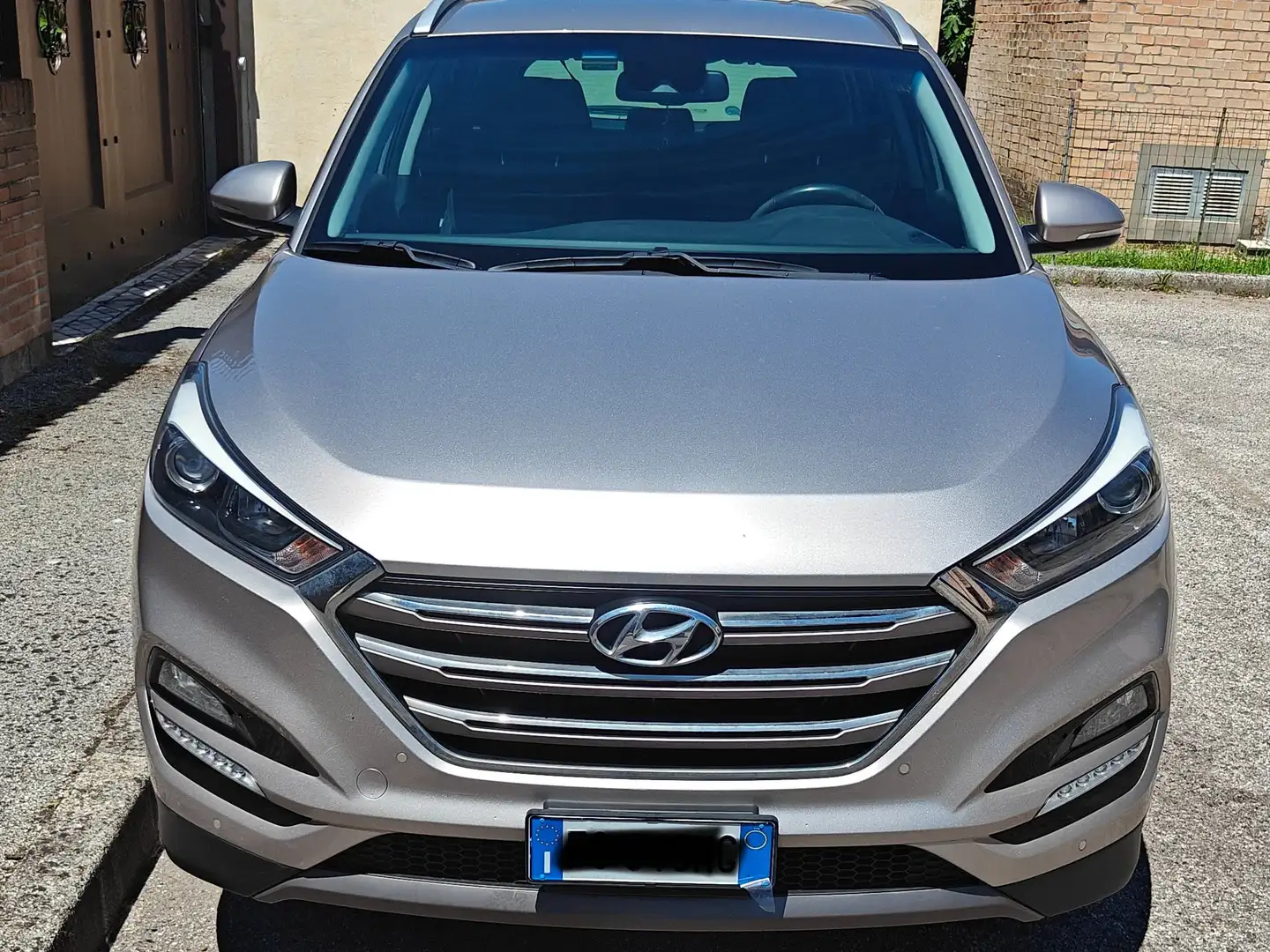 Hyundai TUCSON Tucson 1.7 crdi Xpossible 2wd 115cv Beige - 2