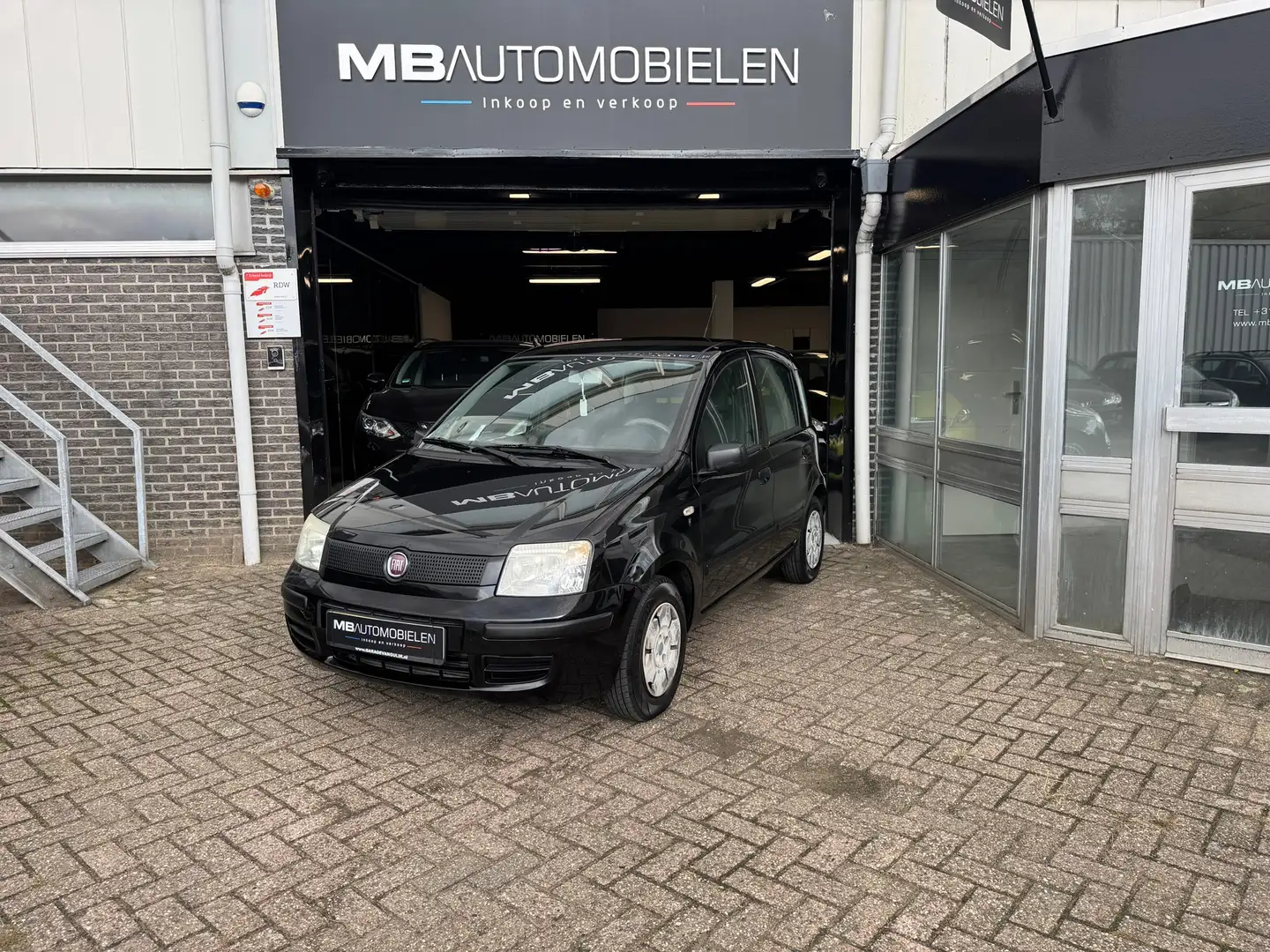 Fiat Panda 1.1 Actual Schwarz - 1