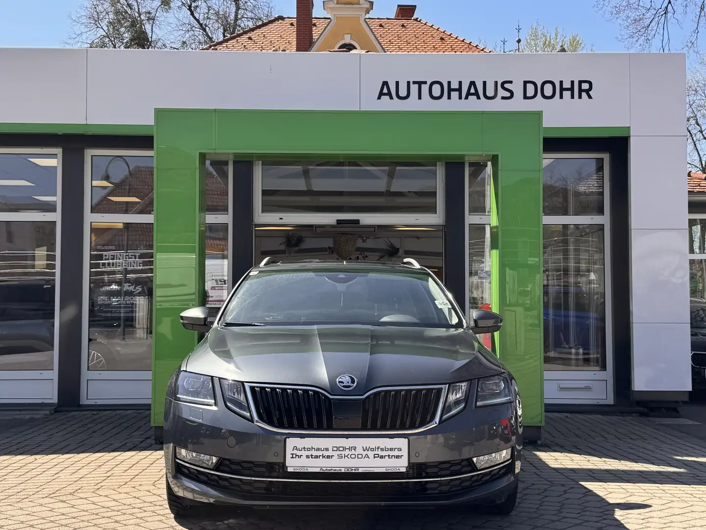 Skoda Octavia Style TDI DSG 4x4 Grau - 2