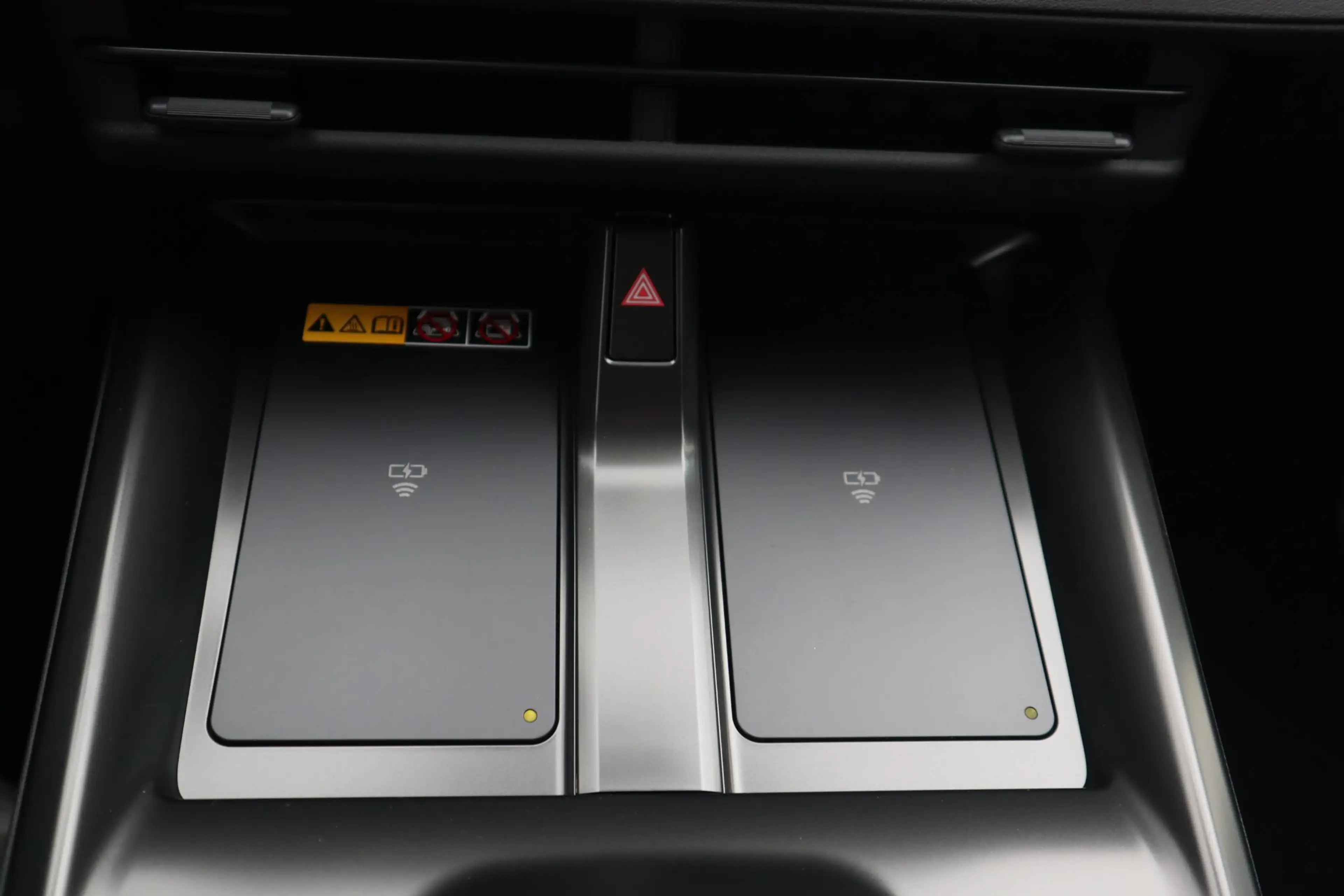 Toyota bZ4X Executive 73 kWh NIEUW! PREMIUM-PACK 20"LMV PANODA — photo 34