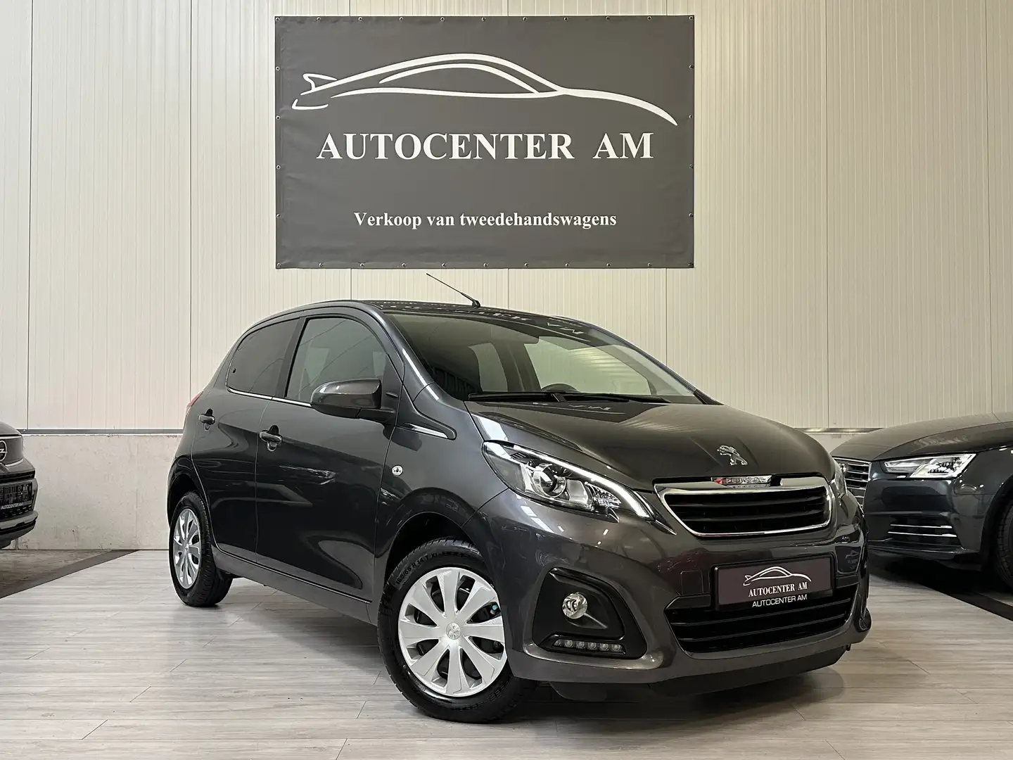 Peugeot 108 VTI 72 Top! Style *4.000KM* CARPLAY * AIRCO* LED * Gris - 1