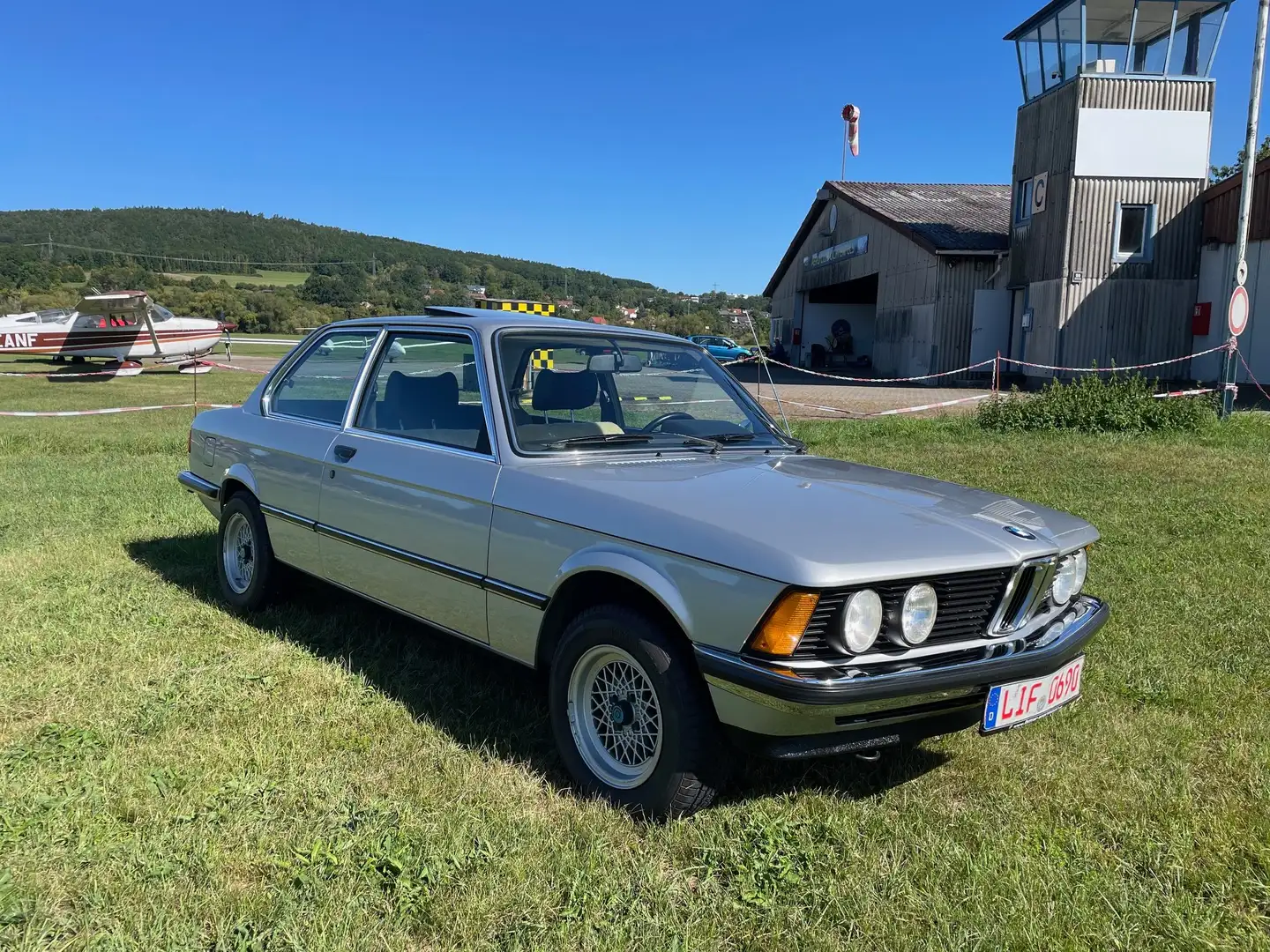 BMW 323 323i Argent - 1