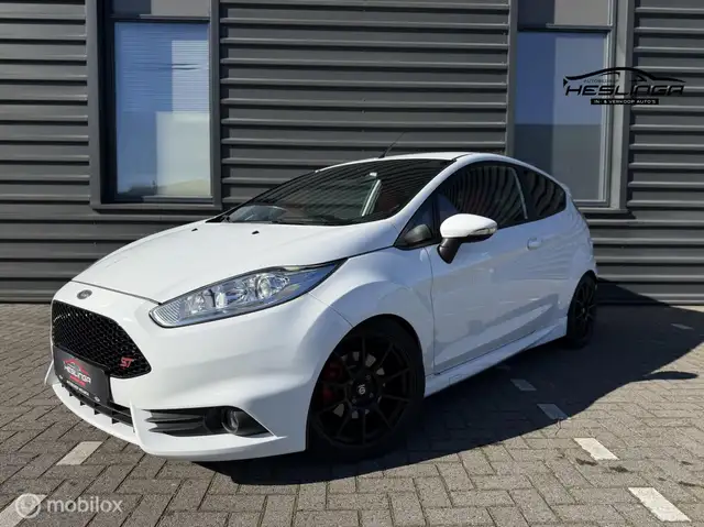 Ford Fiesta st-2 | Stoelverwarming | Cruise | 182PK