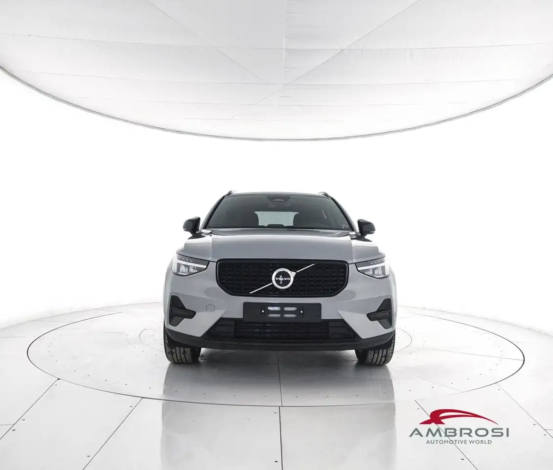 Volvo XC40 2026
