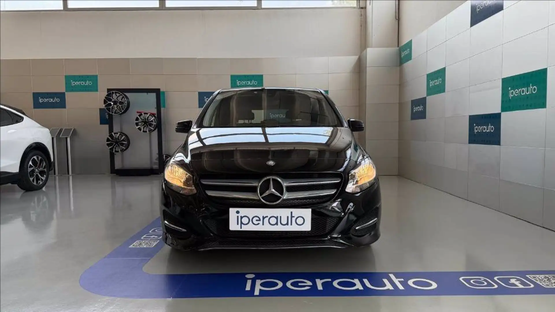 Mercedes-Benz B 180 Classe  d Premium Nero - 2