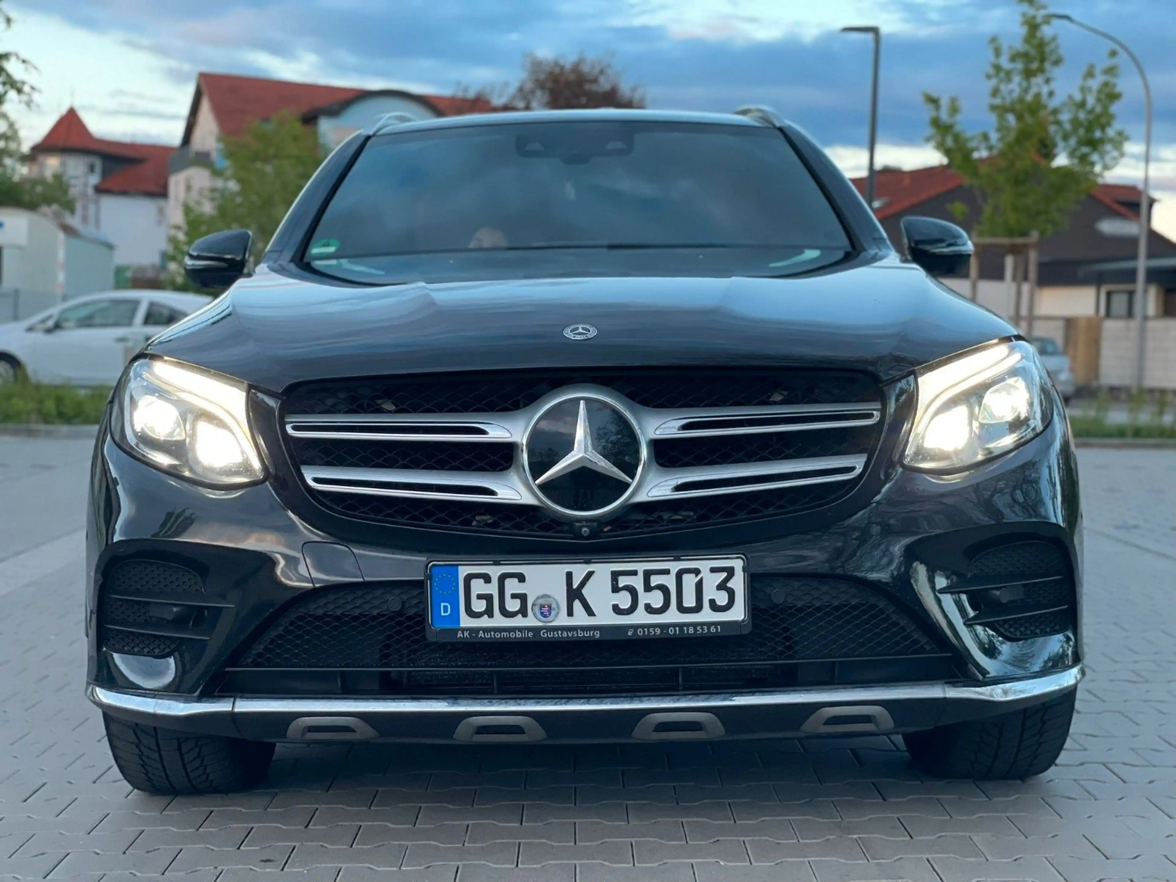 Mercedes-Benz GLC 350 d 4Matic AMG Leder LED Kamera 360 — photo 10