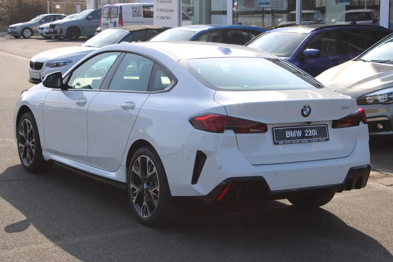 BMW 220 M Sport Design DAB Parkassistent Klimaaut. 5