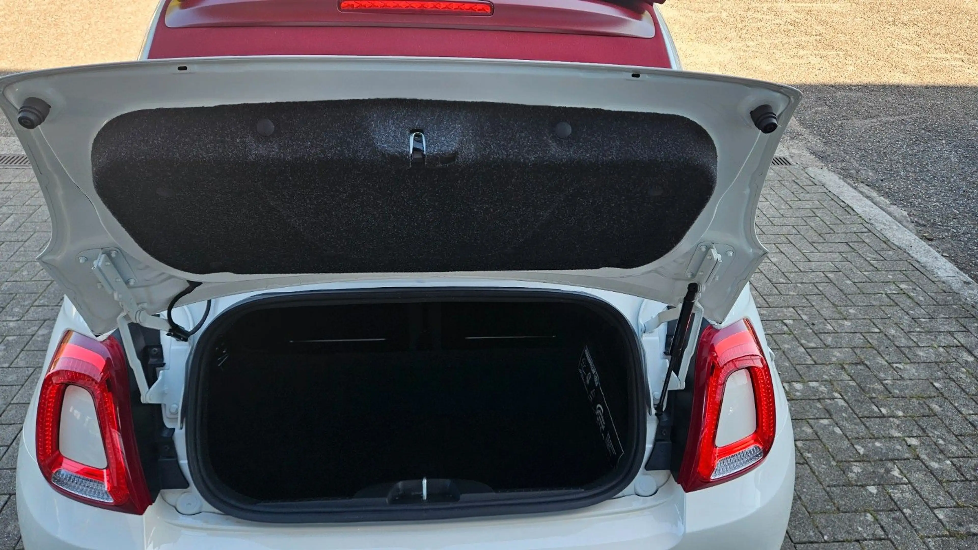 Fiat 500C Dolcevita*Hybrid*PDC*NAV*Apple*Android*Alu* — photo 9