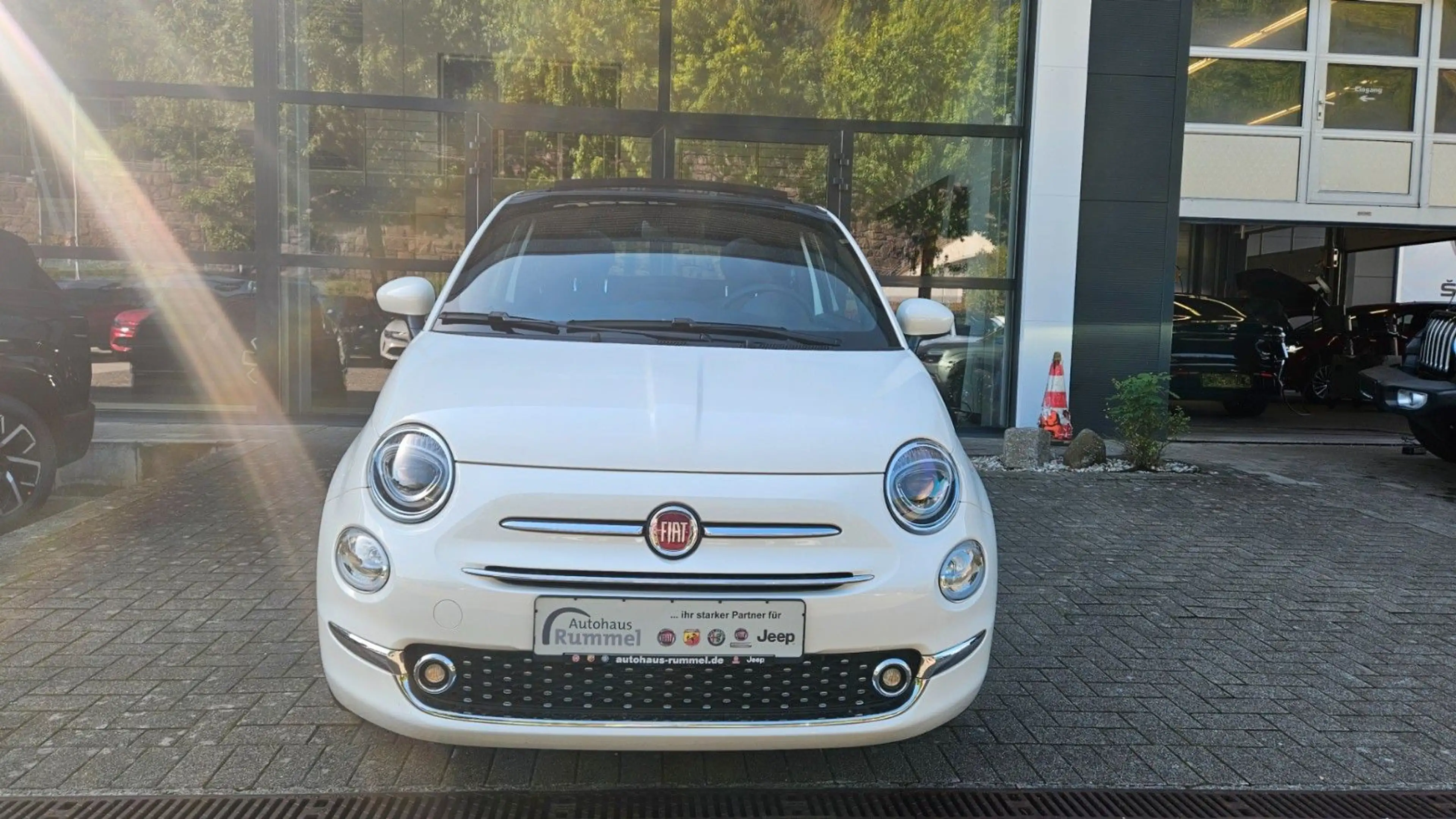 Fiat 500C Dolcevita*Hybrid*PDC*NAV*Apple*Android*Alu* — photo 2