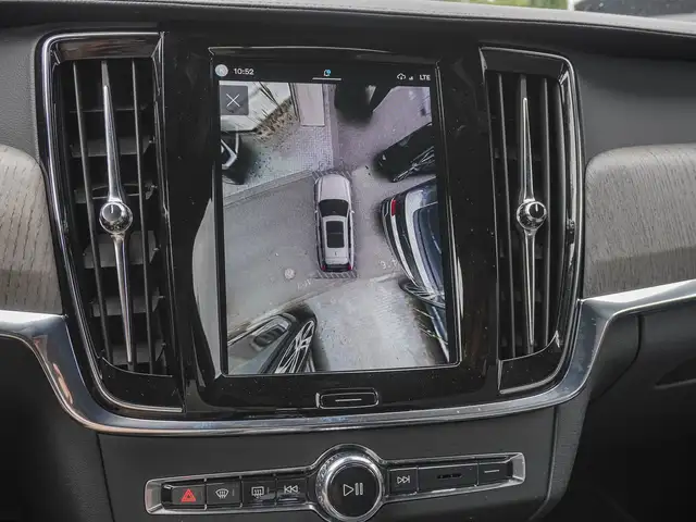 Volvo V90 view 13