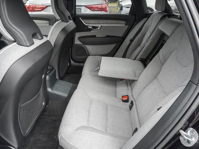 Volvo V90 view 15