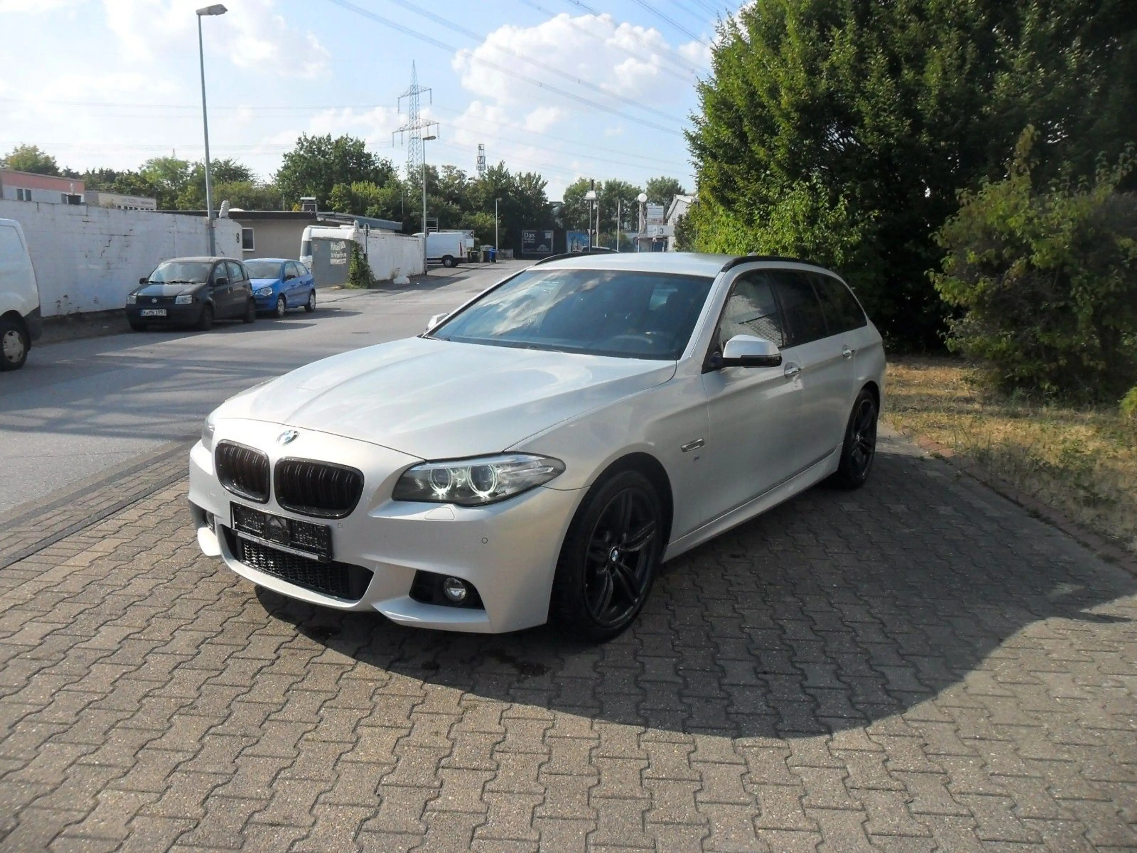 BMW 525 Touring xDrive*M-Sportpaket*Aut*Navi*Xenon*