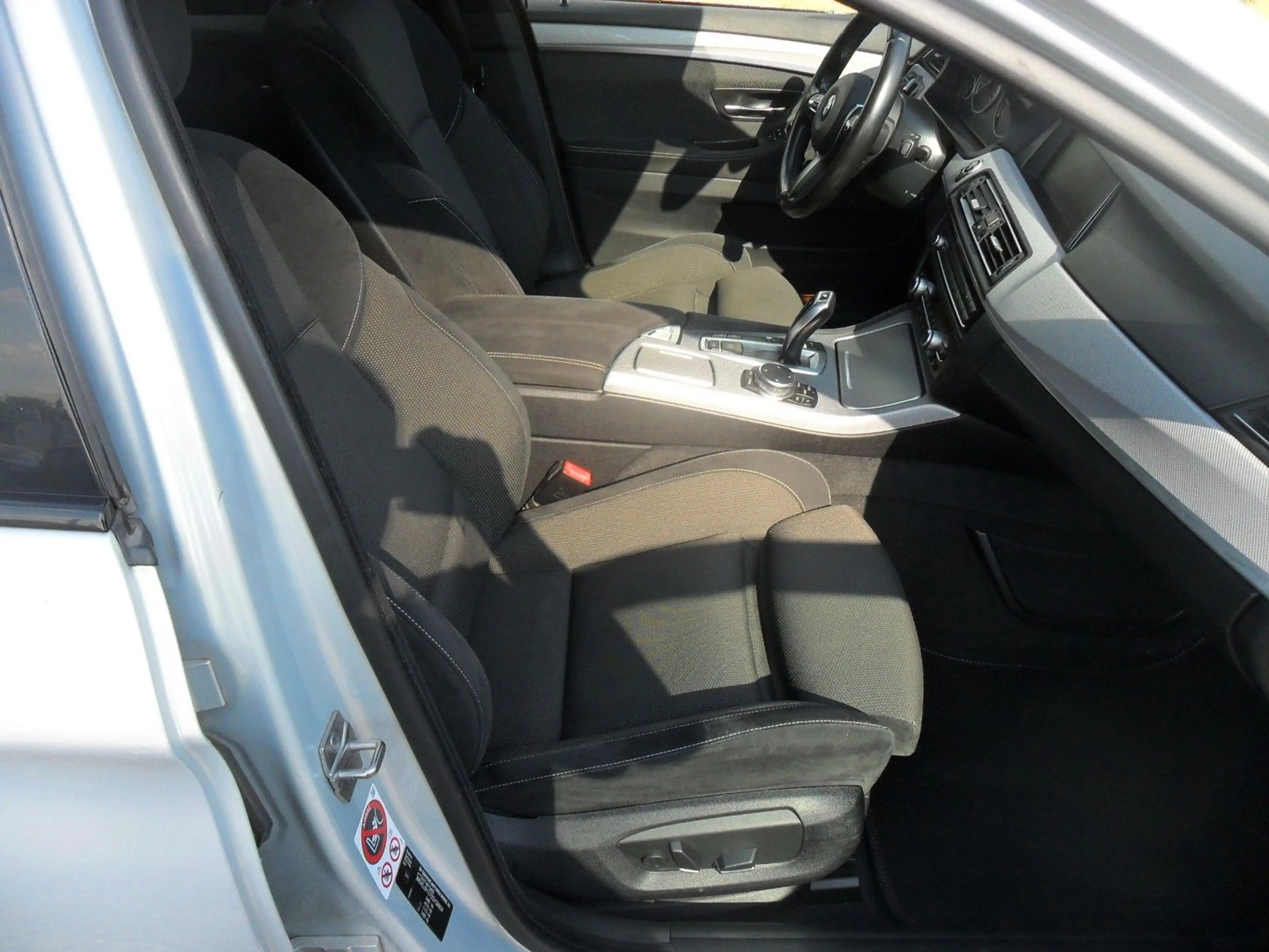 BMW 525 Touring xDrive*M-Sportpaket*Aut*Navi*Xenon* — photo 13