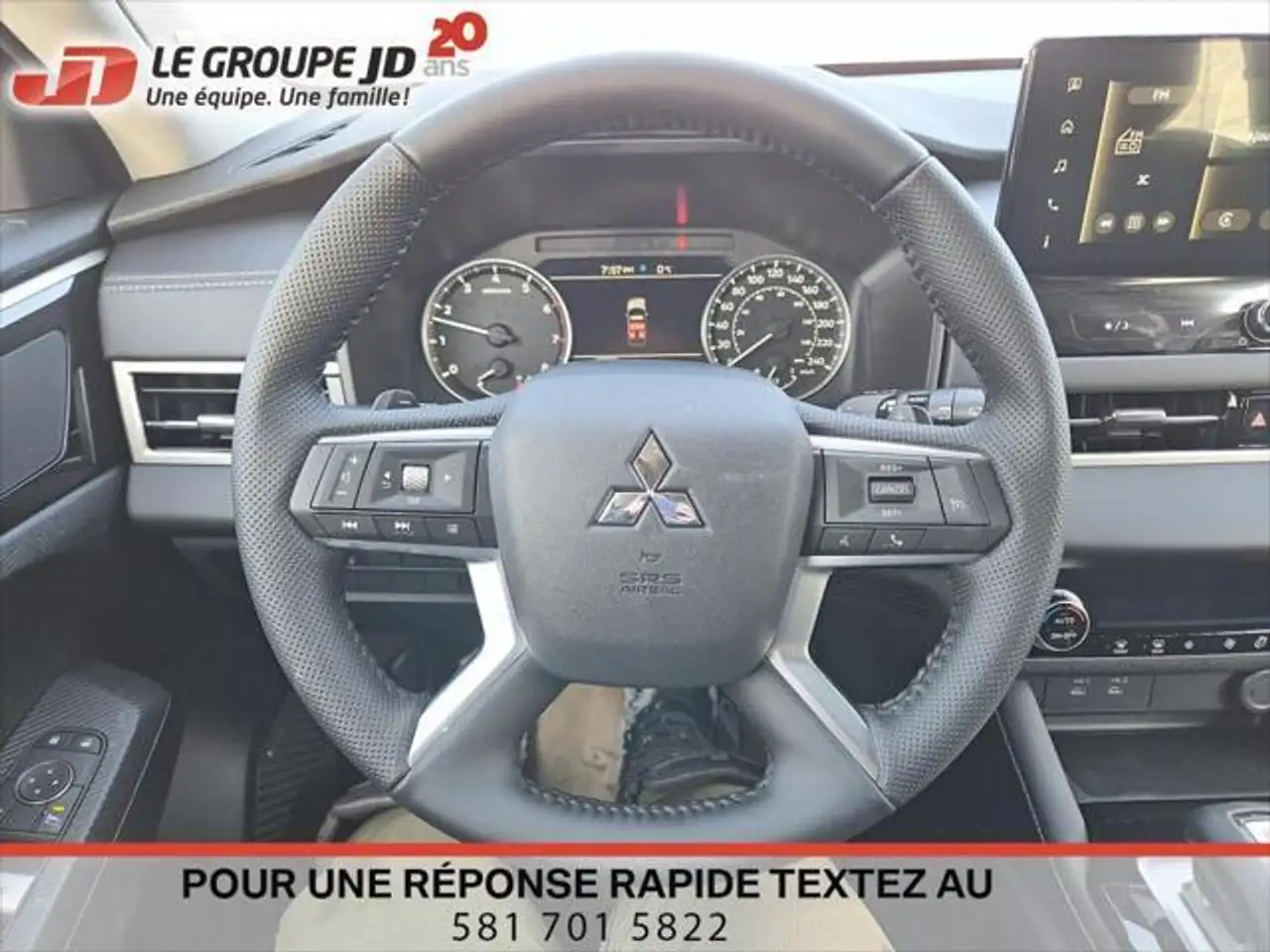 Mitsubishi Outlander photo Mitsubishi Outlander