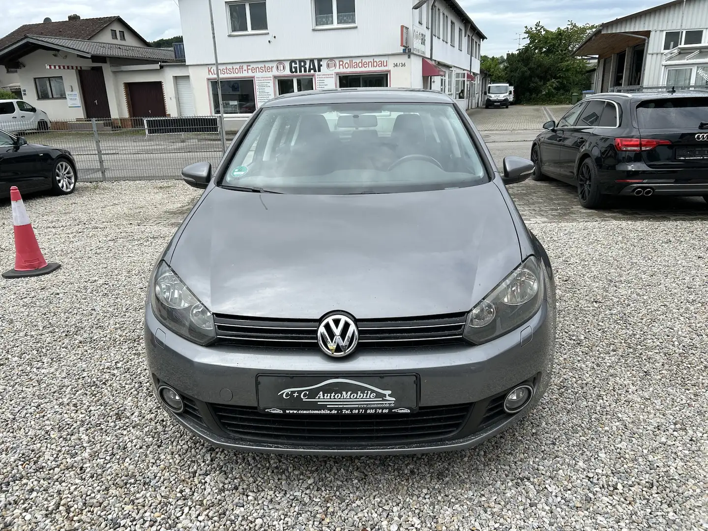 Volkswagen Golf 2.0 TDi Comfortline Sitzheizung Tempomat Grijs - 2