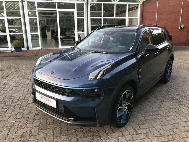 Imagine Lynk & Co 01 PHEV 1.5 TD  192 kW 01 PHEV 1.5 TD  192 kW