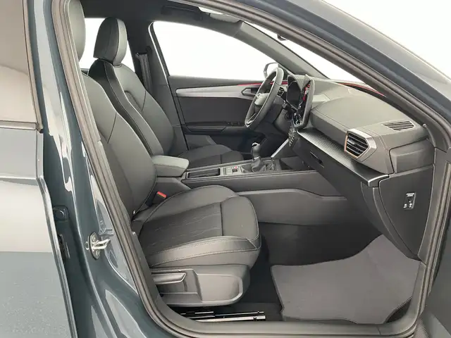 Cupra Leon view 10