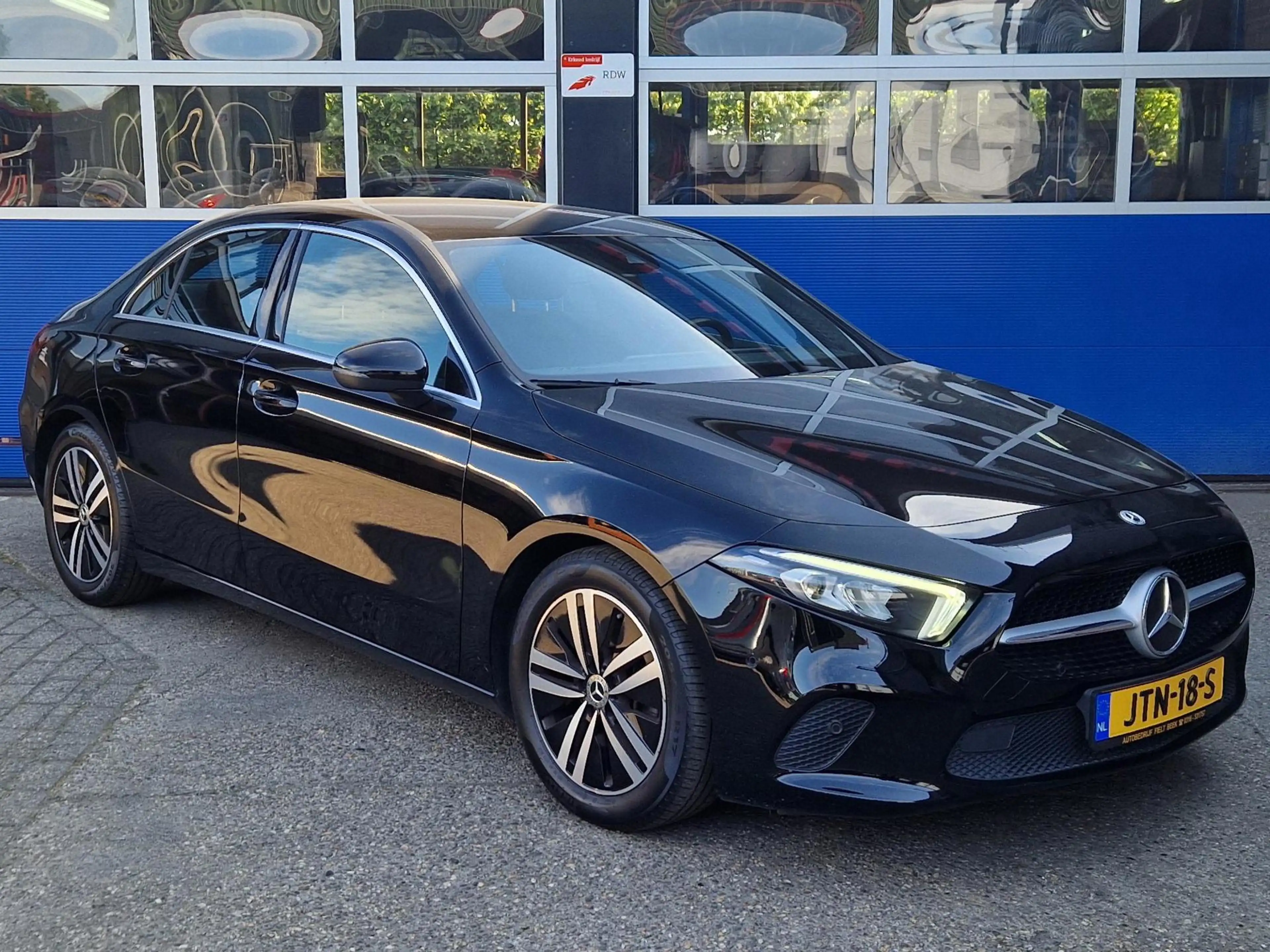 Mercedes-Benz A 200 Automaat / Wegklapbare trekhaak / Led verlichting — photo 10