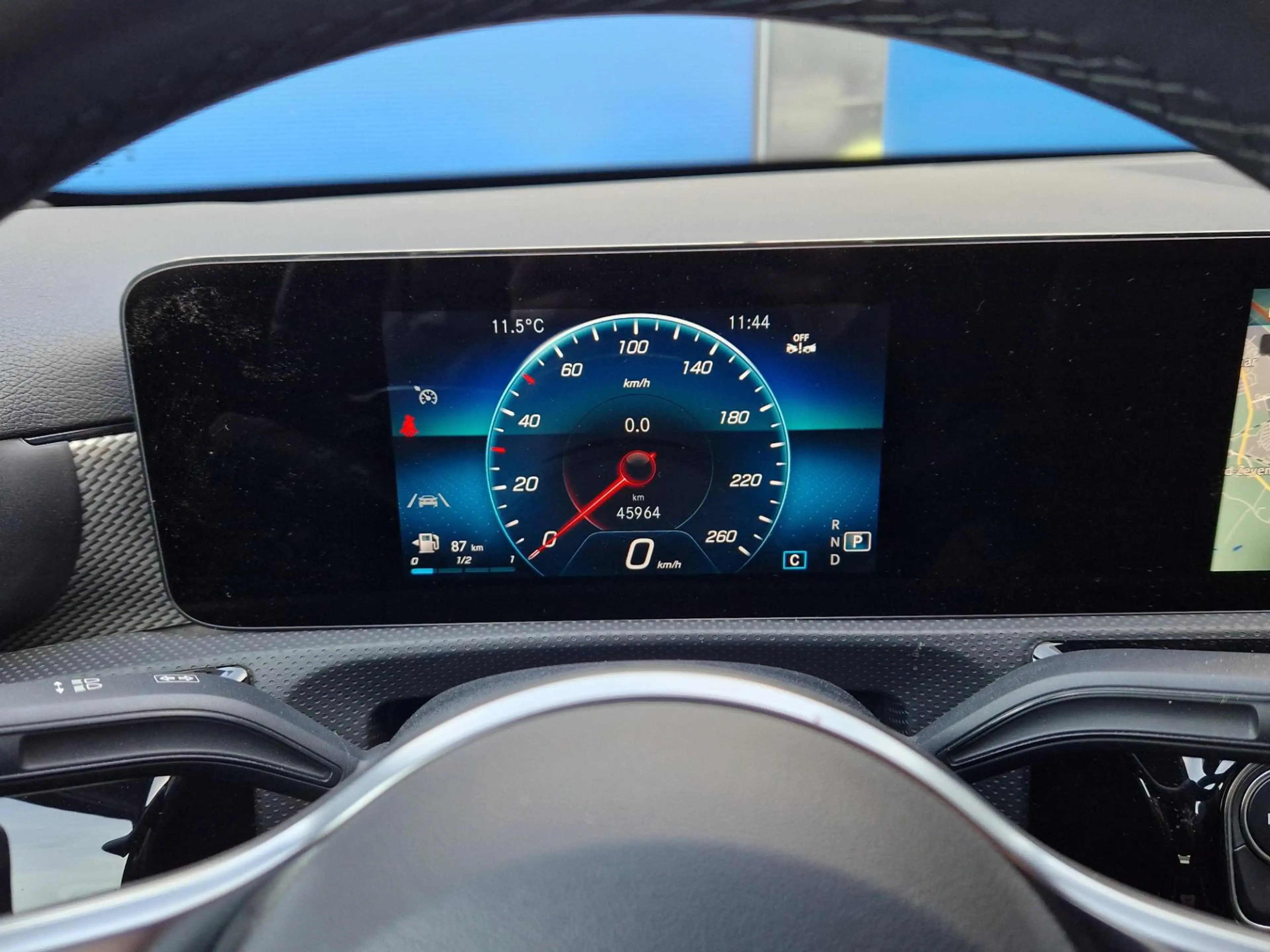 Mercedes-Benz A 200 Automaat / Wegklapbare trekhaak / Led verlichting — photo 13