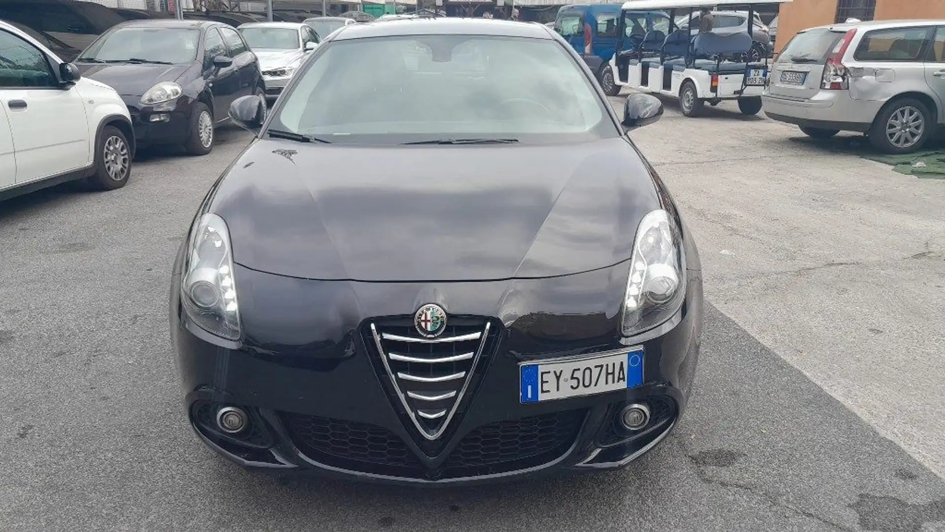 Alfa Romeo Giulietta 1.6 JTDm-2 105 CV Progression Noir - 1