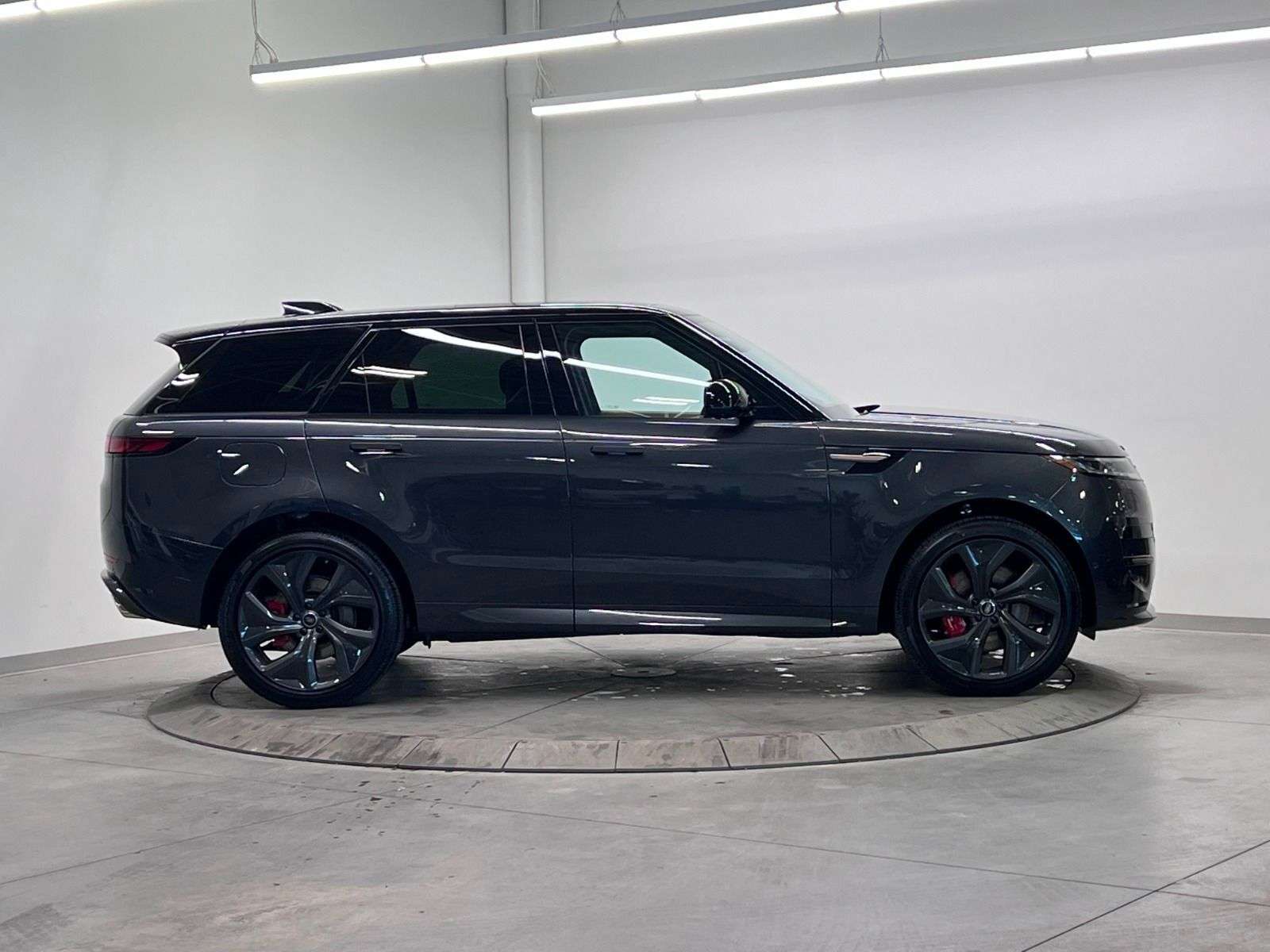 2025 Land Rover Range Rover Sport P530 V8 DYNAMIC SE thumb 7